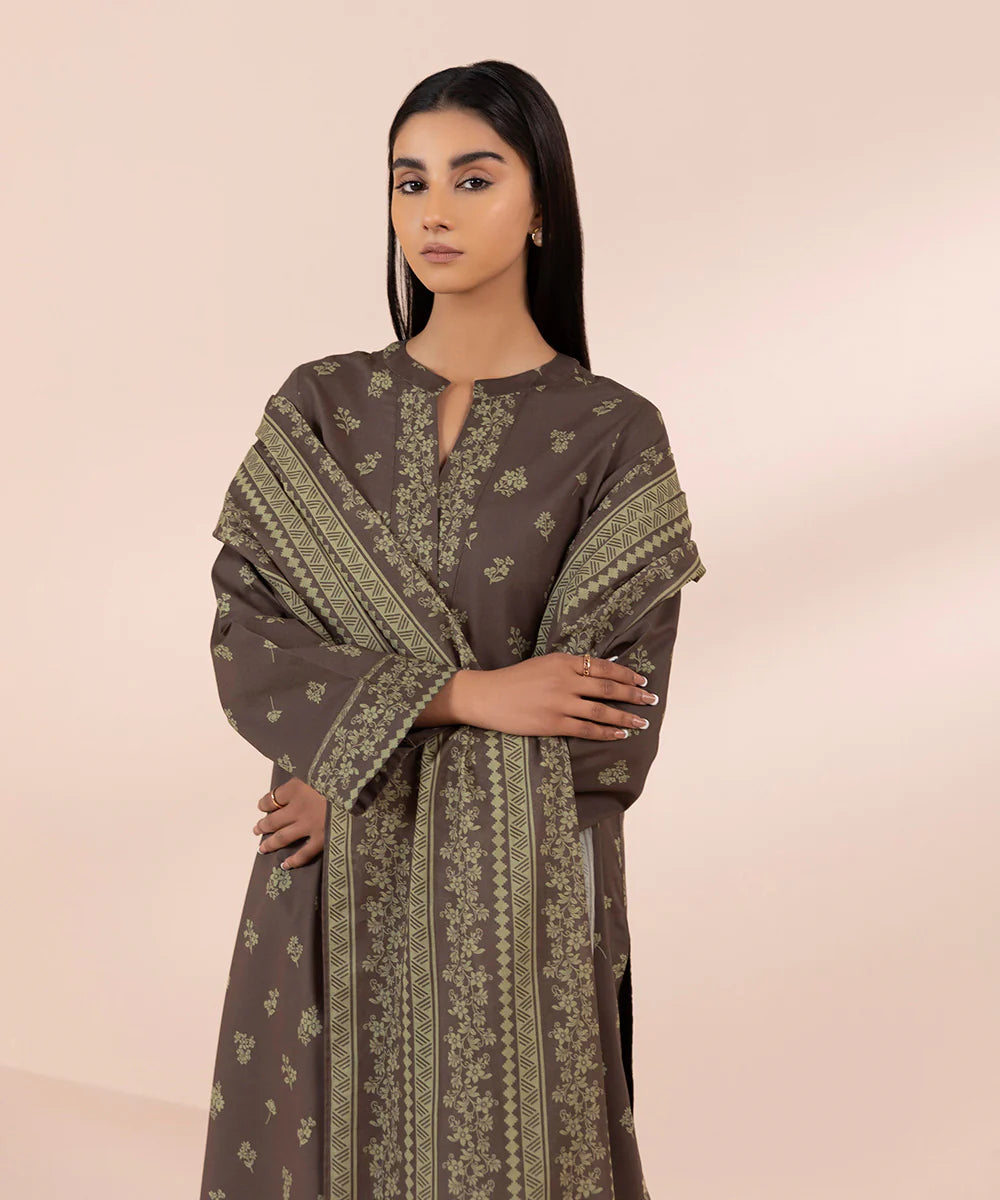 Sapphire Brown 3 Piece Lawn Outfit