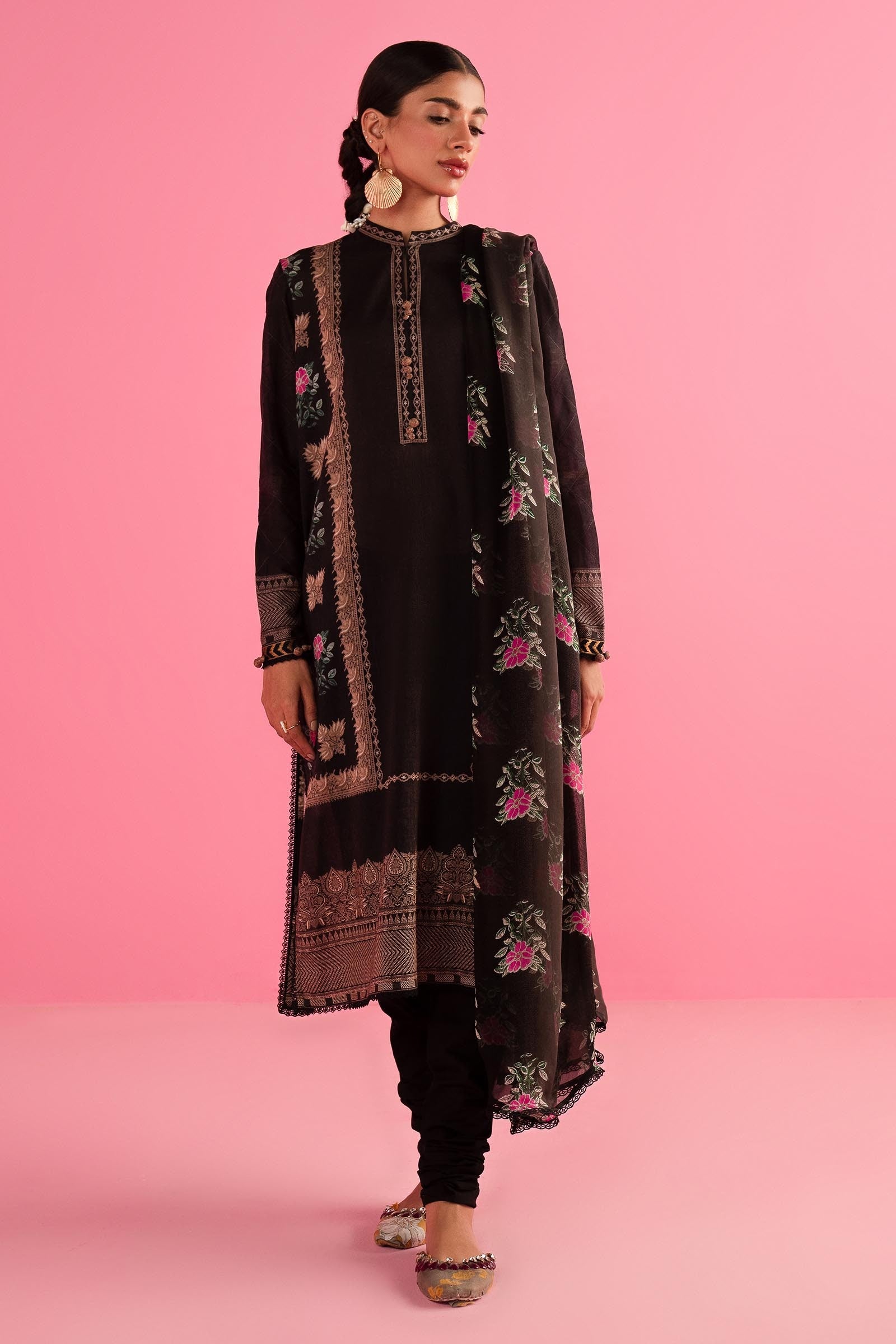 Sana Safinaz Black 3 Piece Lawn Outfit