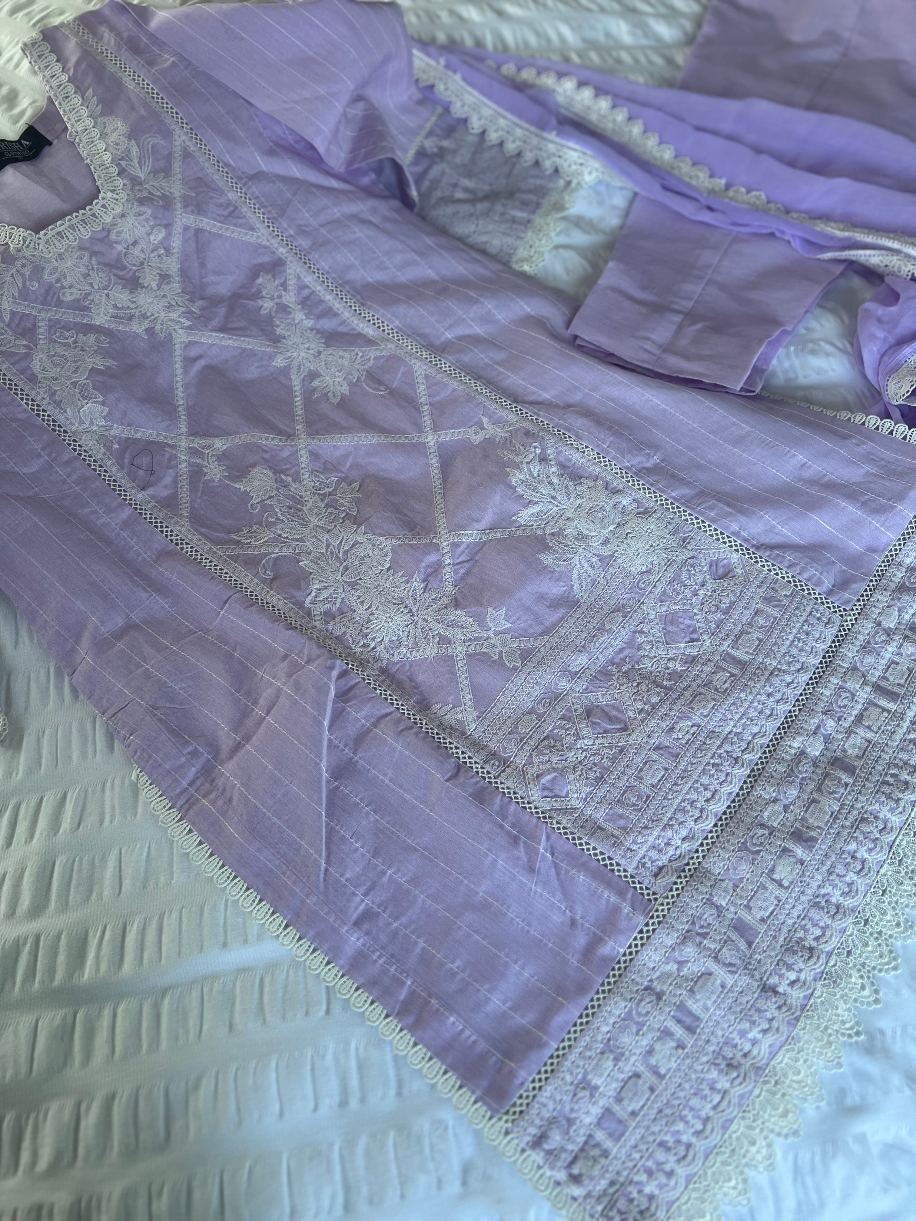Sana Safinaz Lavender 3 Piece Lawn Outfit