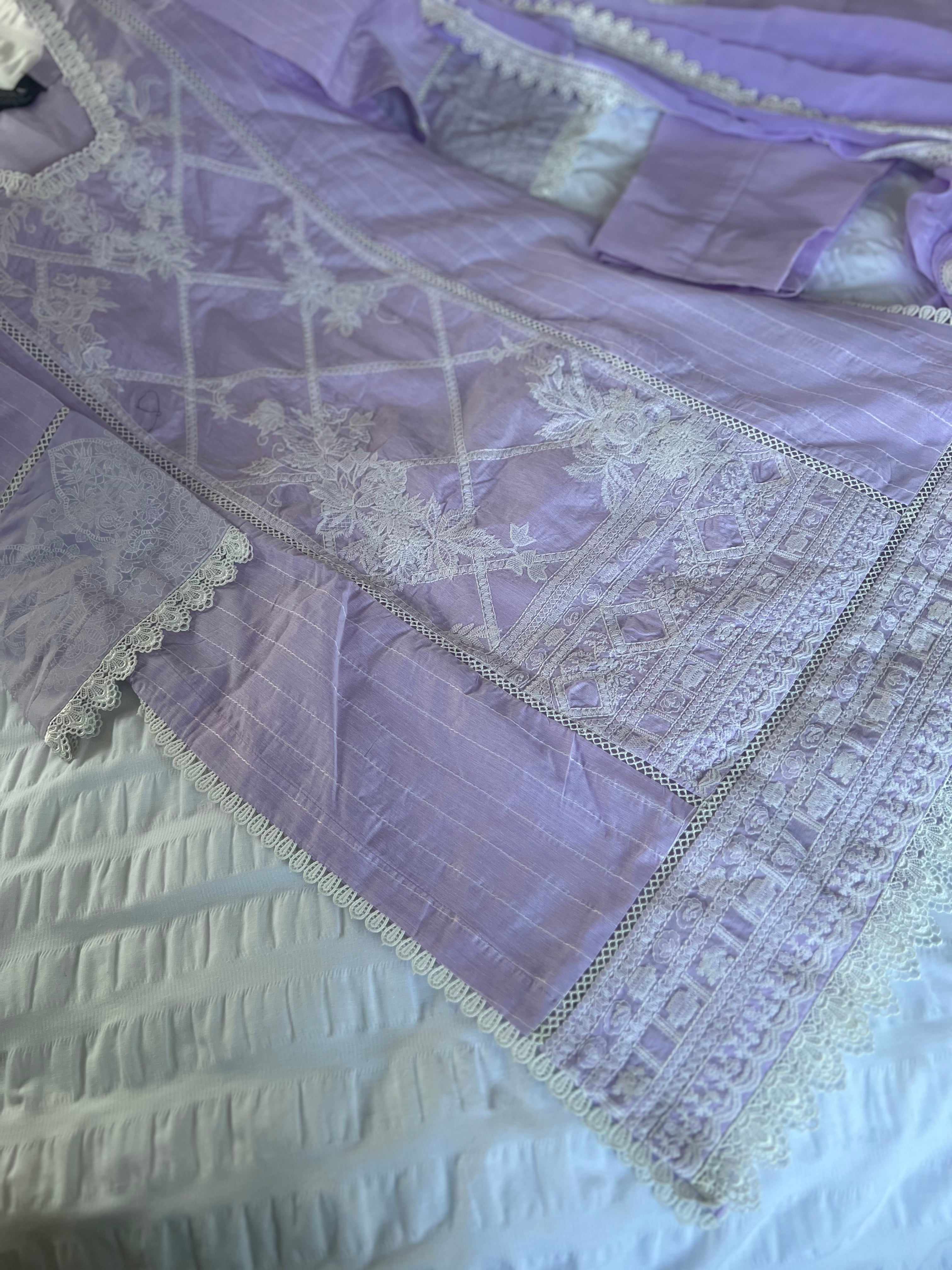 Sana Safinaz Lavender 3 Piece Lawn Outfit