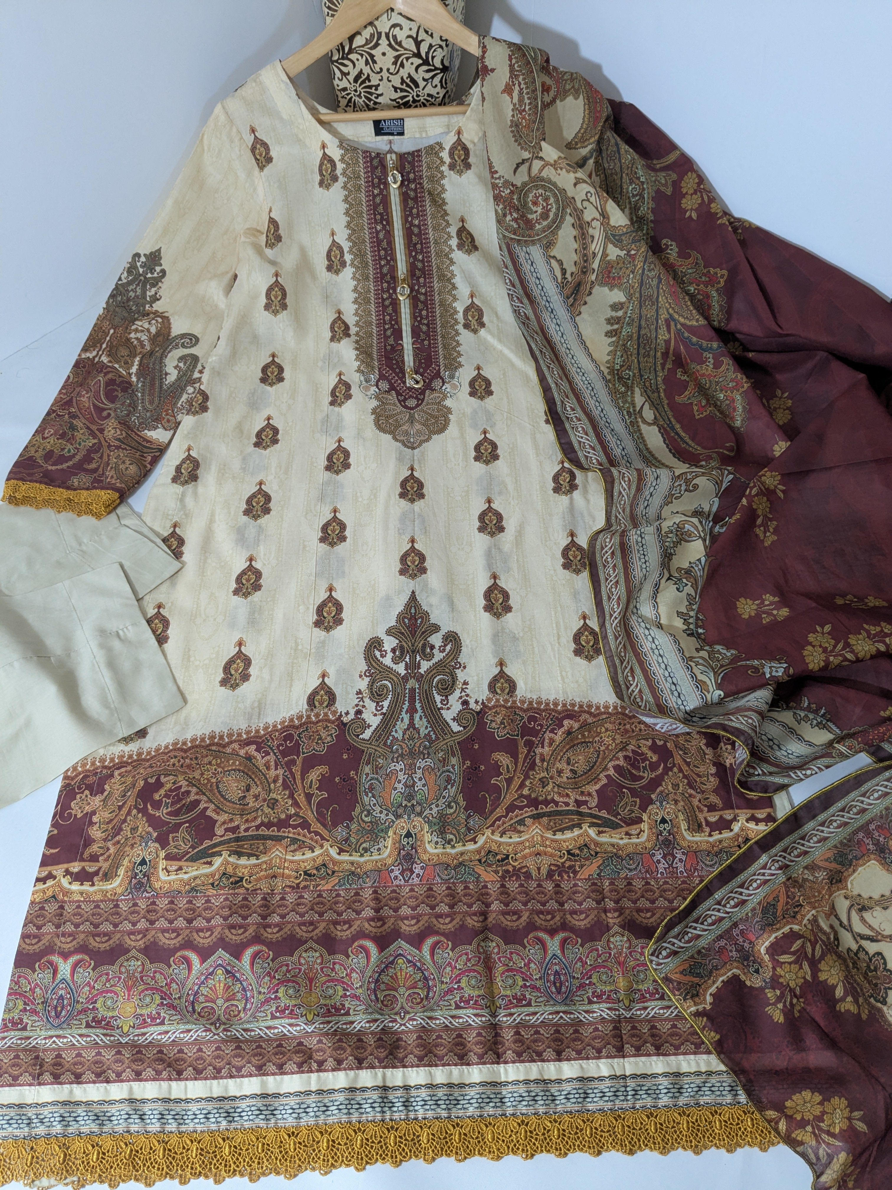 Asim Jofa Cream and Maroon 3 Piece Lawn Outfit