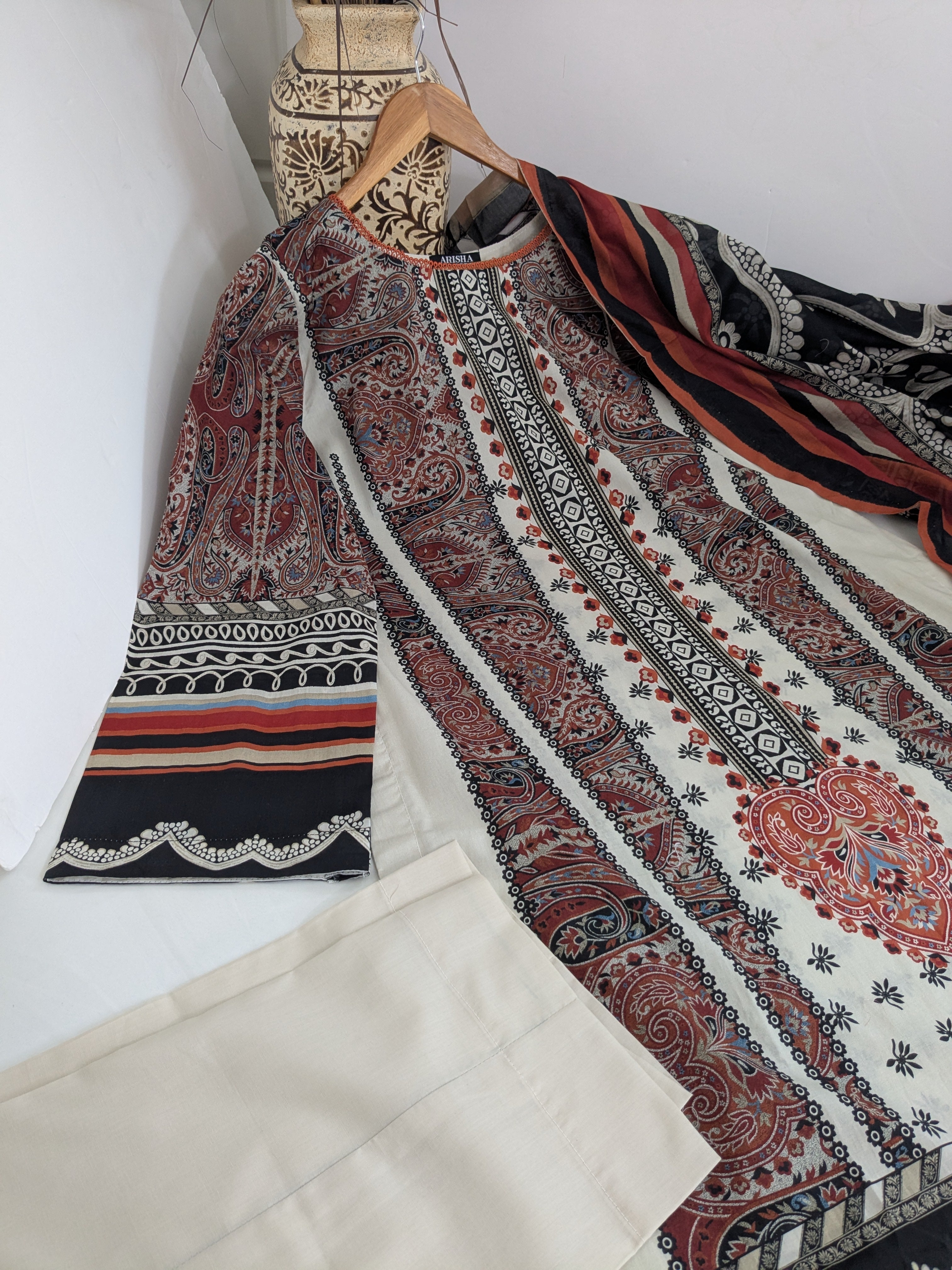 Khaadi Beige and Burnt Orange 3 Piece Cambric Outfit