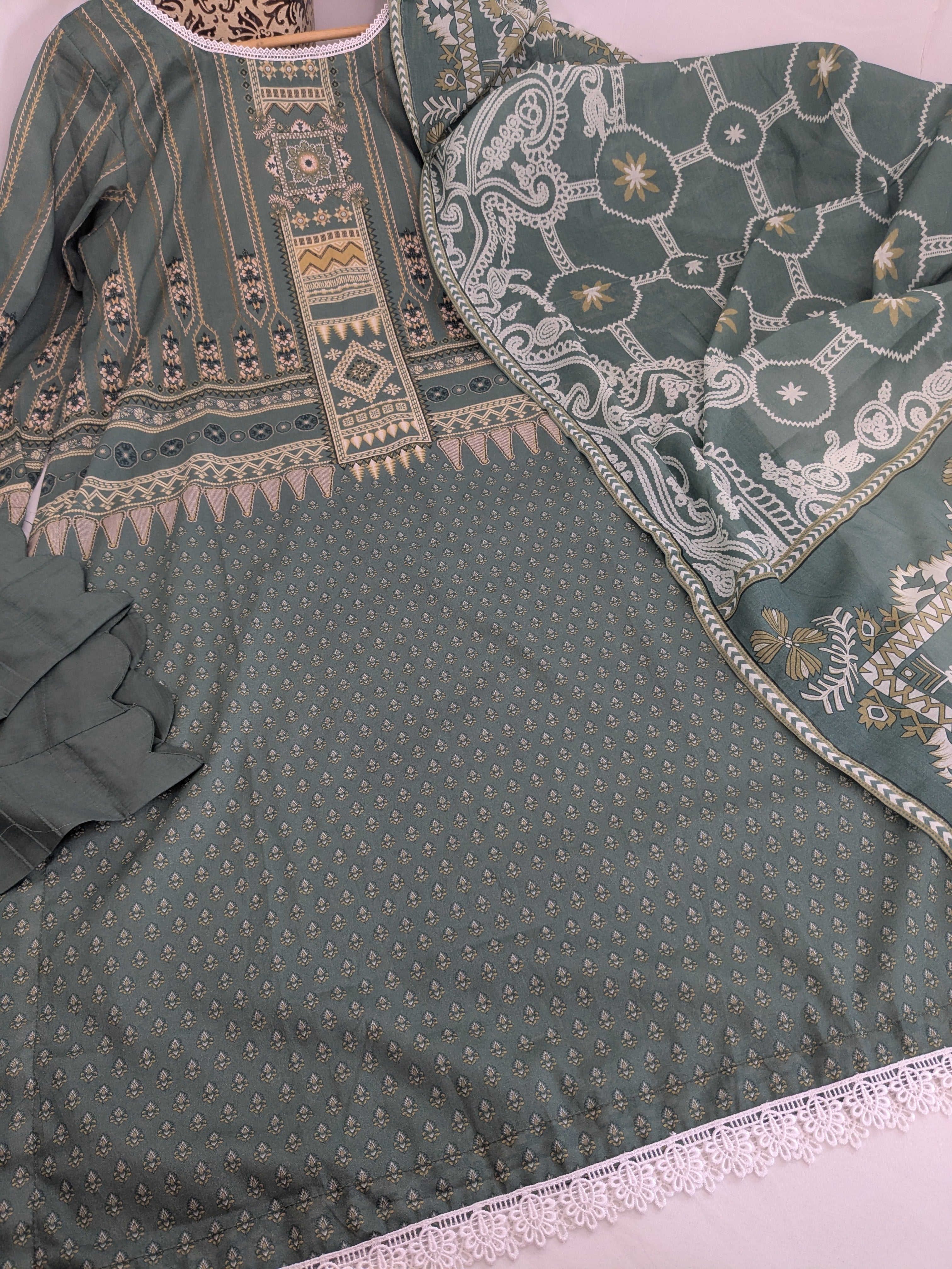 Khaadi Green 3 Piece Lawn Outfit