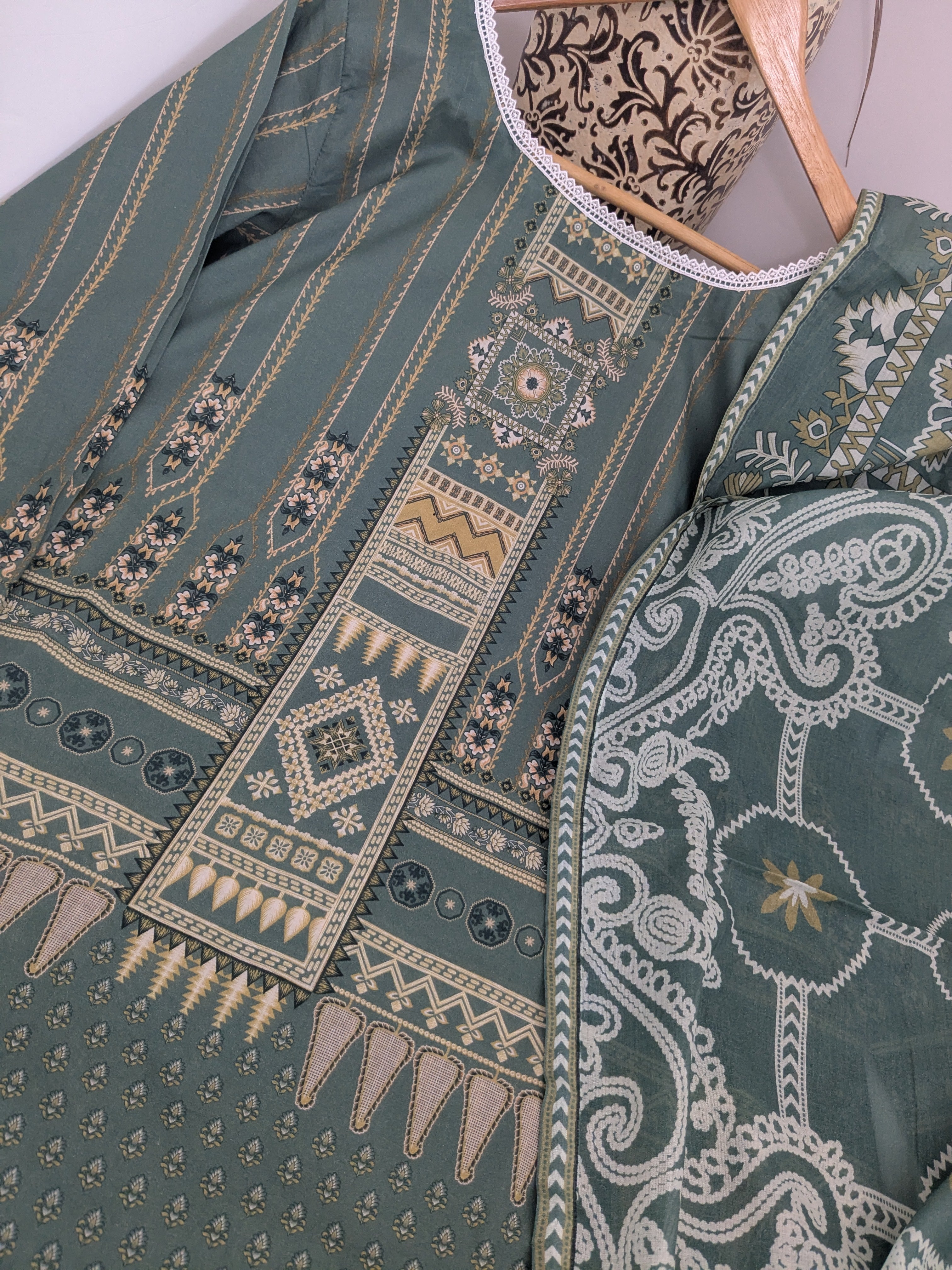 Khaadi Green 3 Piece Lawn Outfit