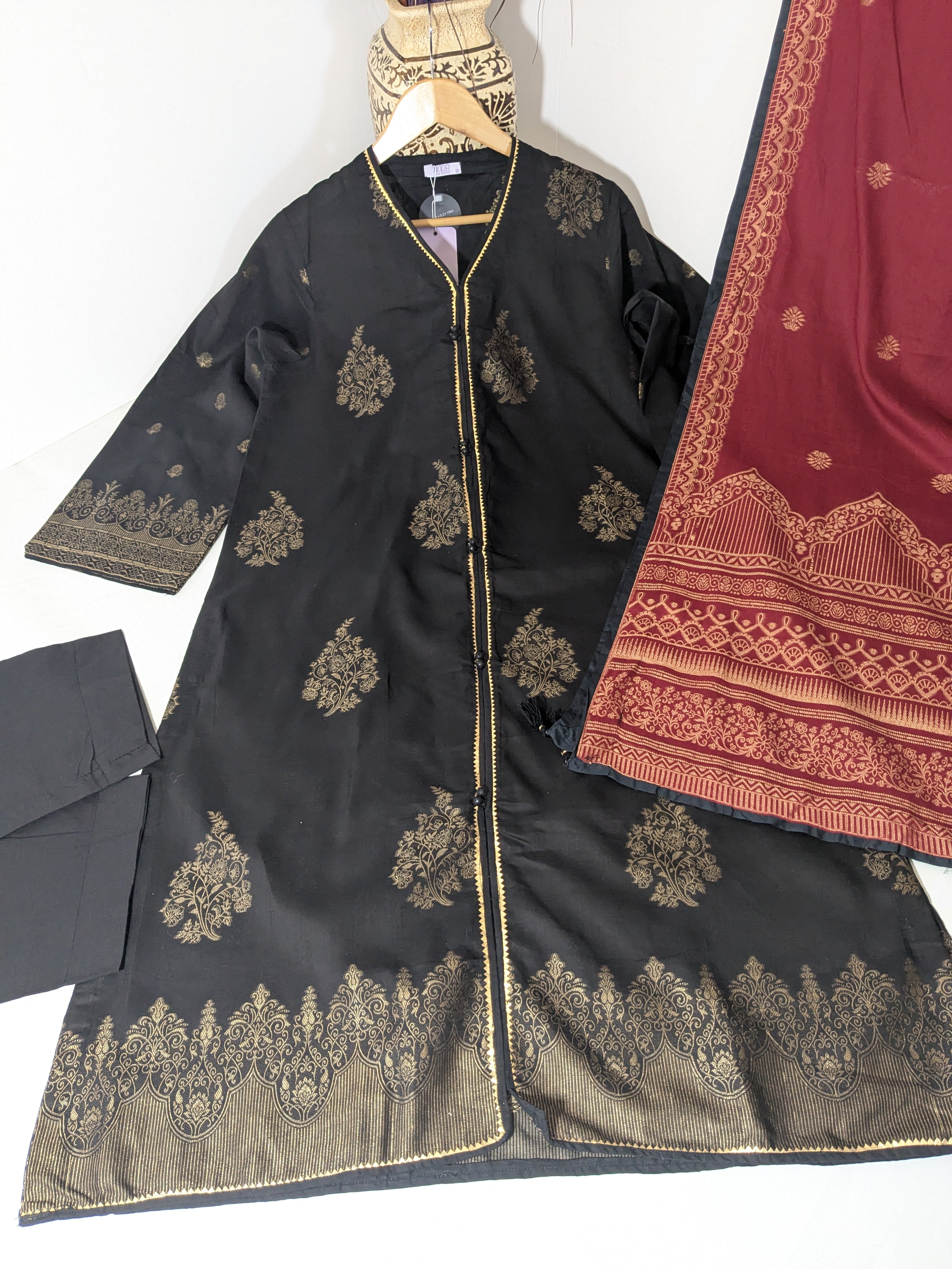 Noor by Saya - Black and Red 3 Piece Lawn Outfit