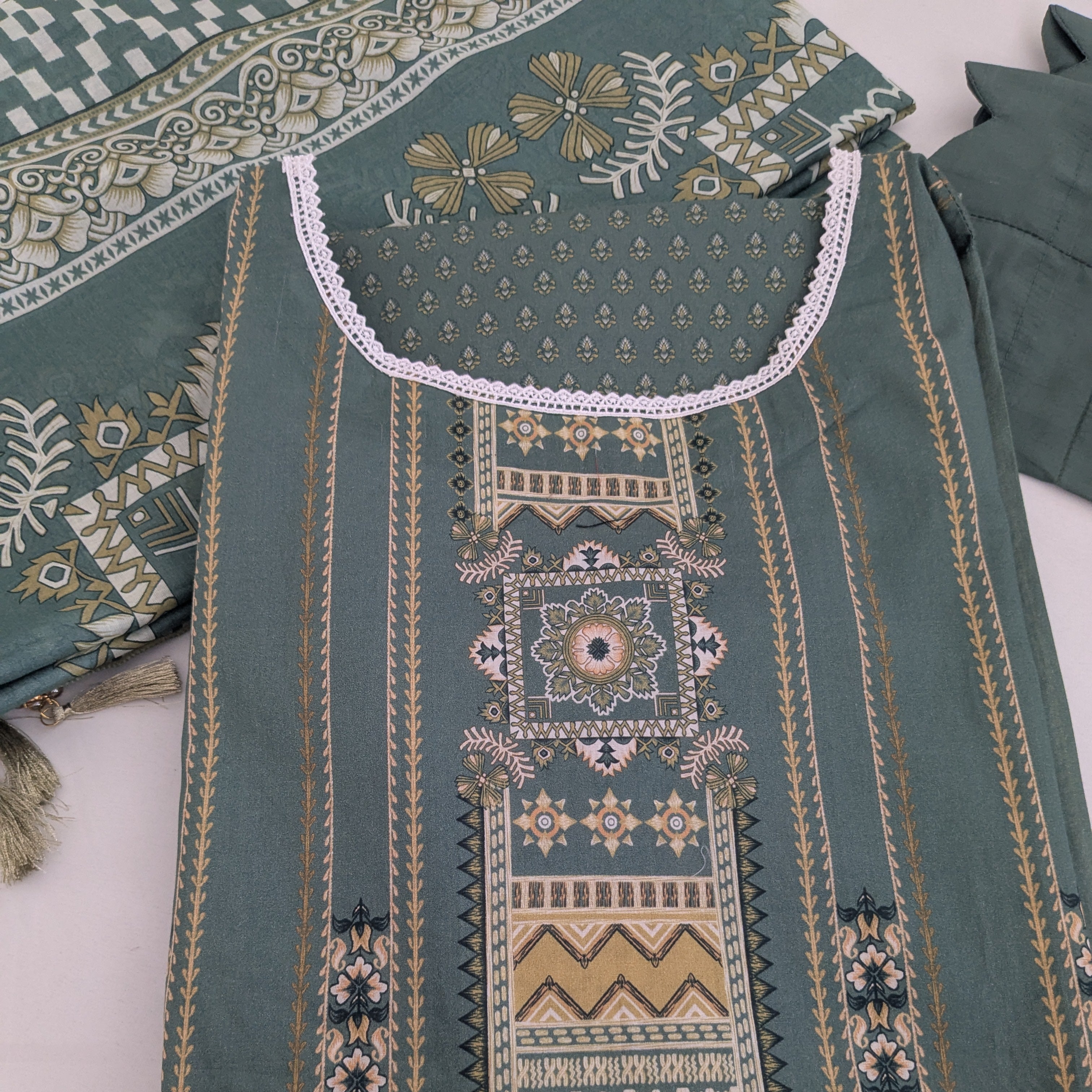Khaadi Green 3 Piece Lawn Outfit