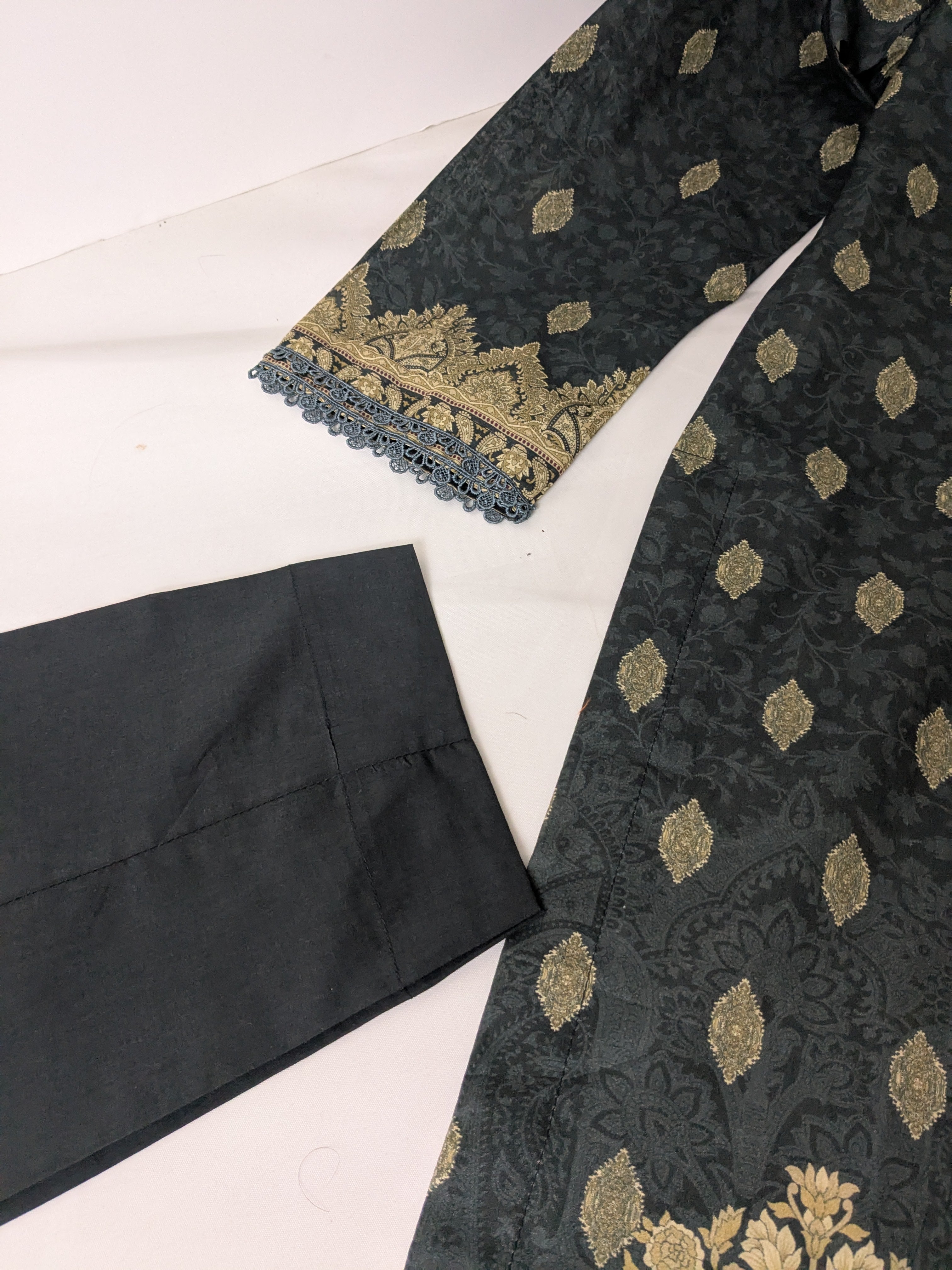 Khaadi Stone Grey 3 Piece Lawn Outfit