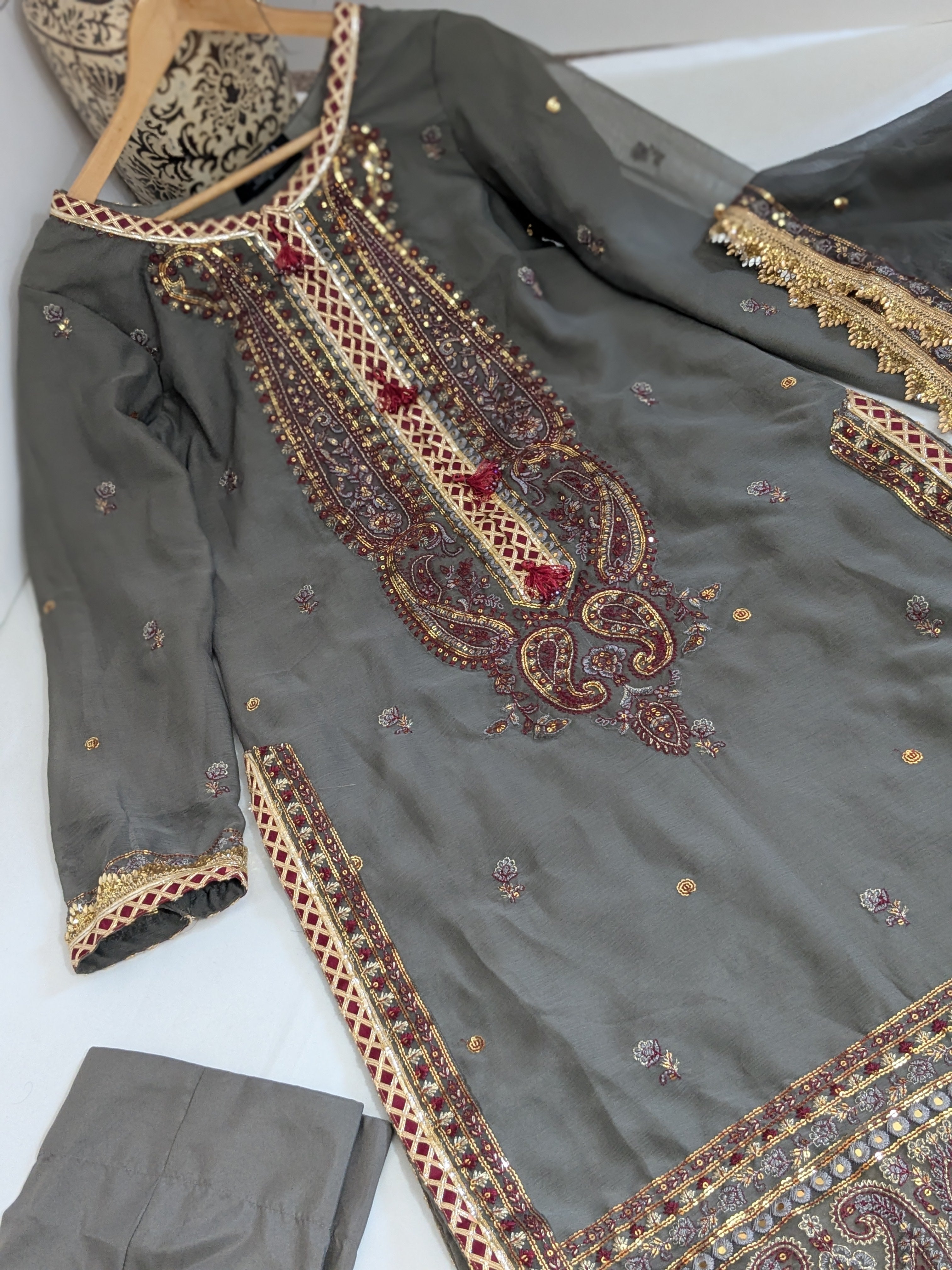 Asim Jofa Dark Grey and Maroon 3 Piece Chiffon Outfit