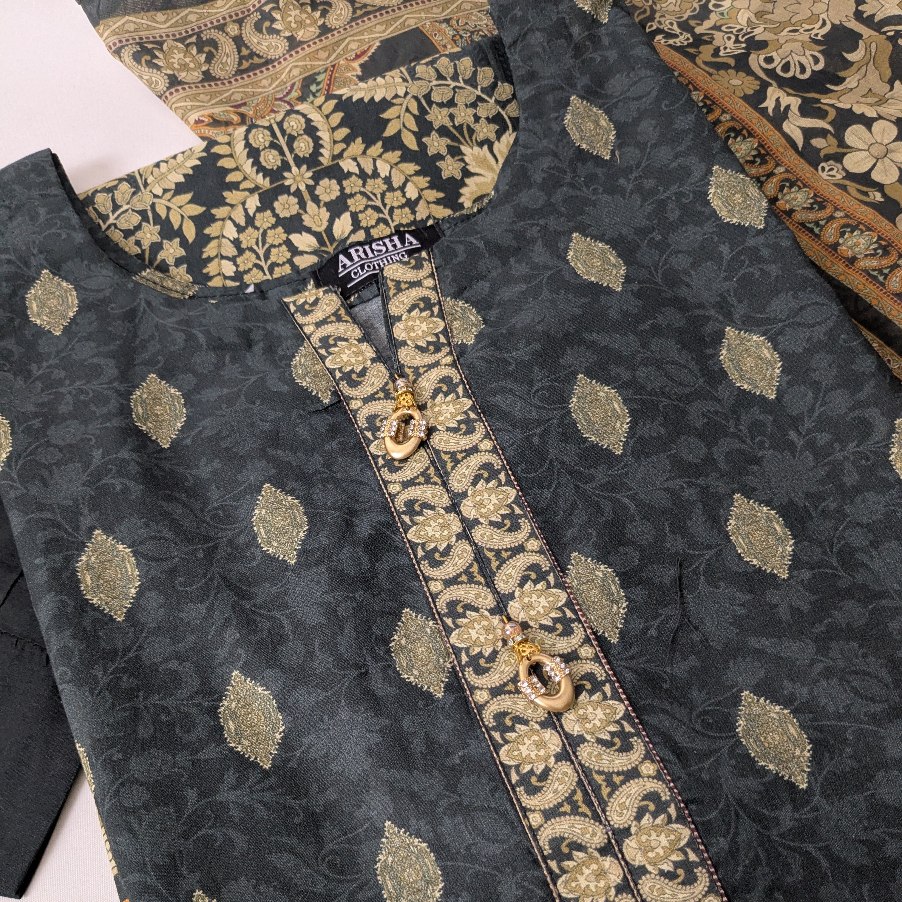 Khaadi Stone Grey 3 Piece Lawn Outfit