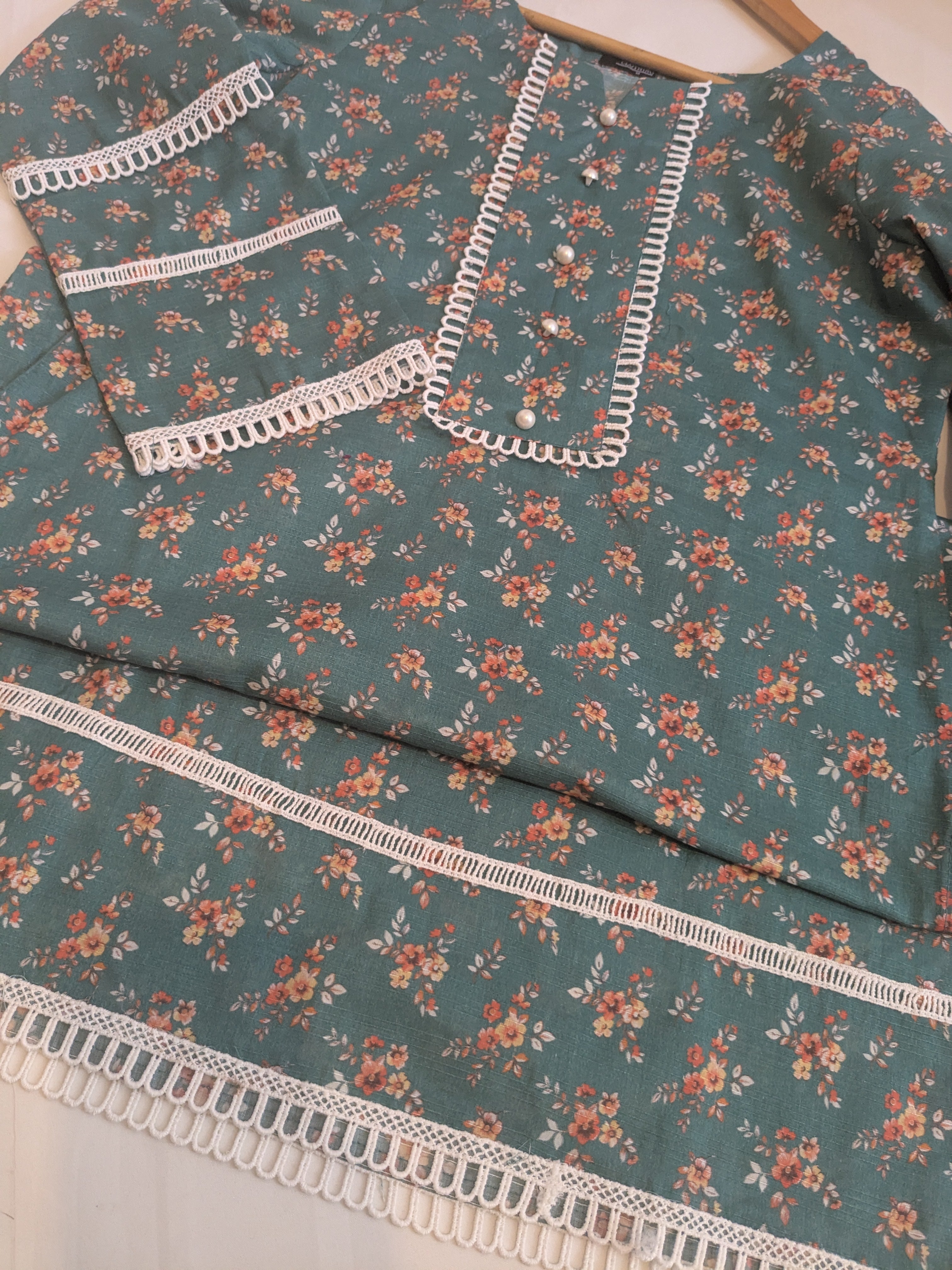 Khaadi Green Digital Print 2 Piece Lawn Outfit
