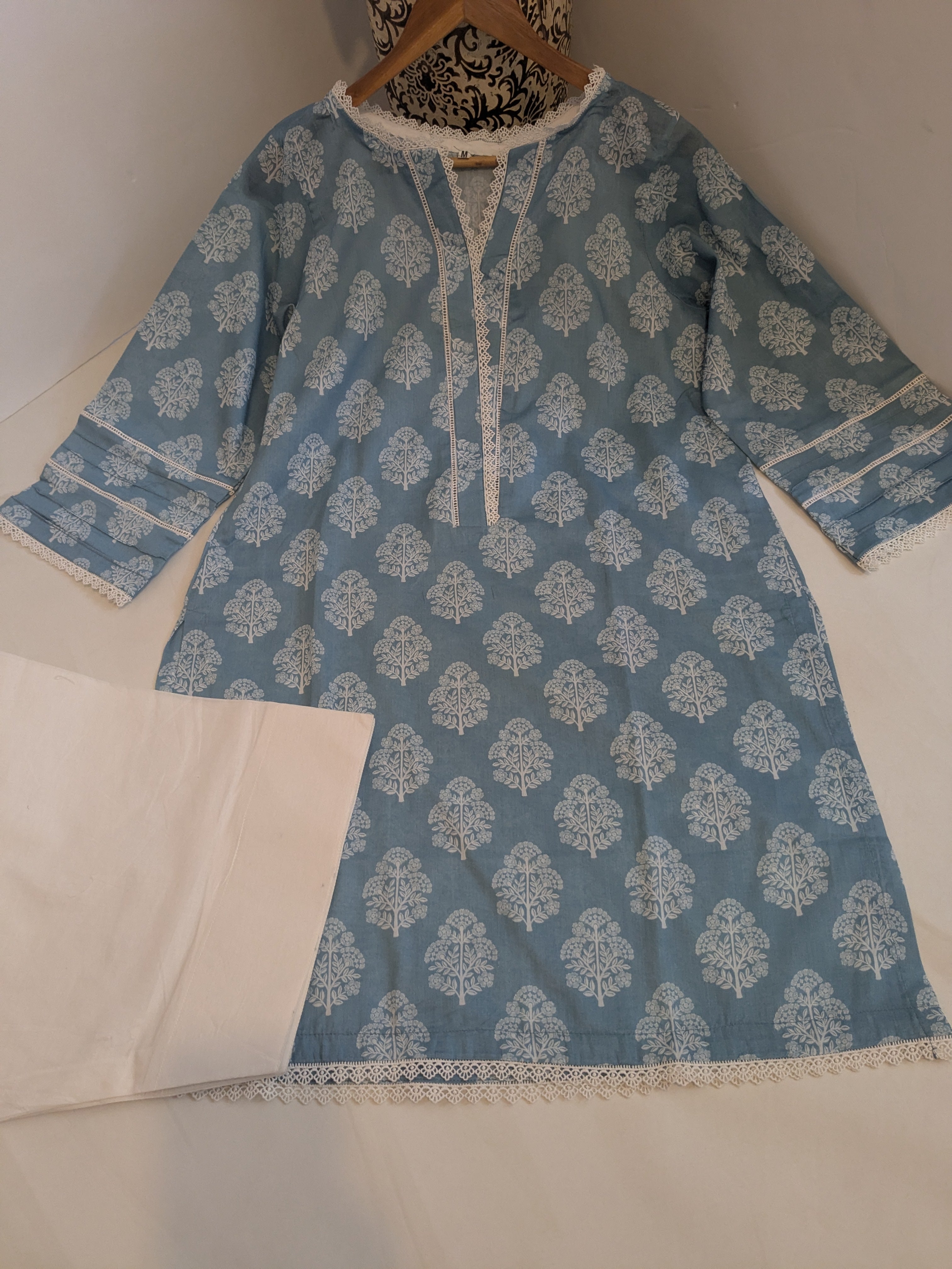 Farshi Blue 2 Piece Premium Lawn Outfit