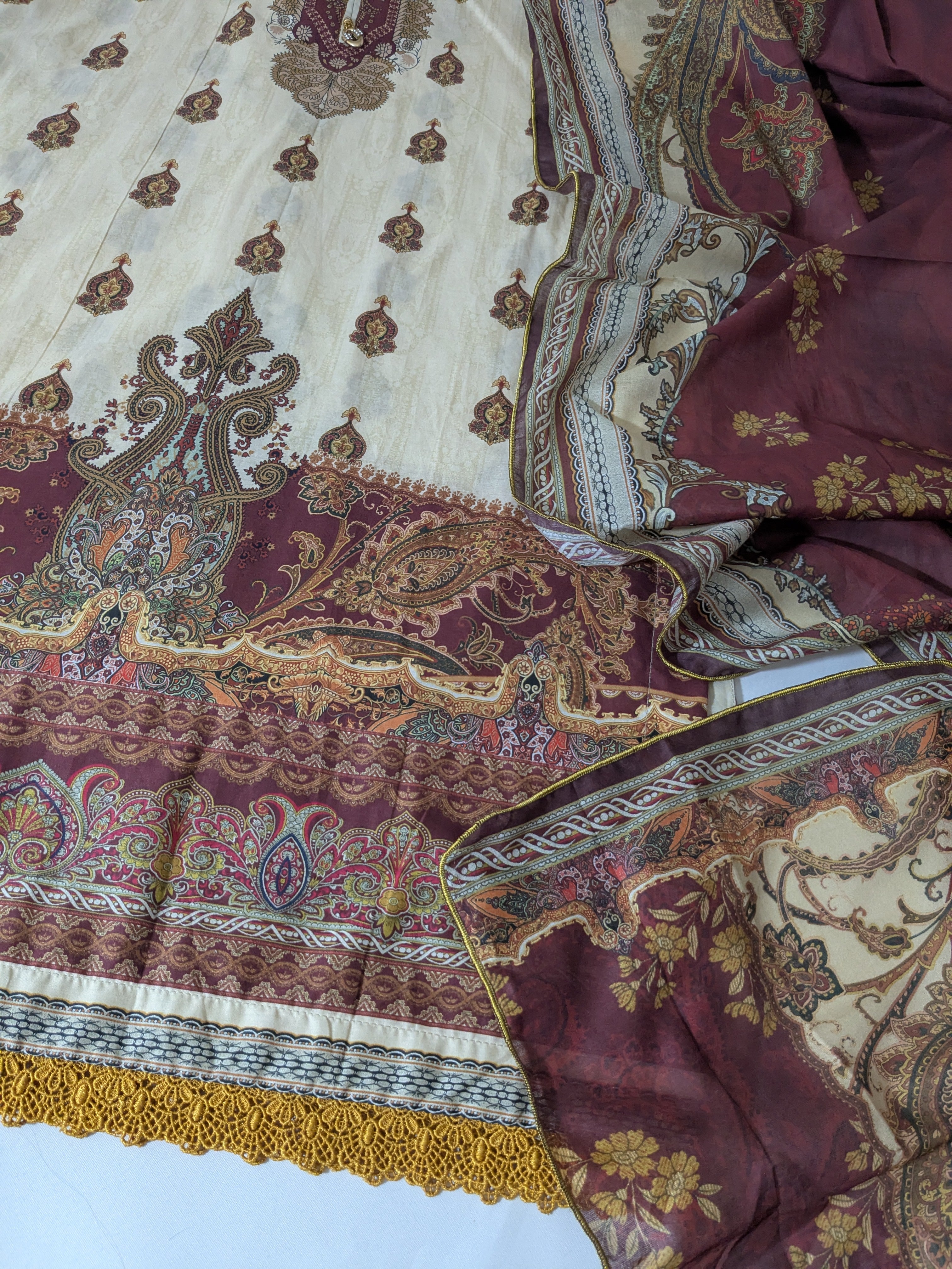 Asim Jofa Cream and Maroon 3 Piece Lawn Outfit