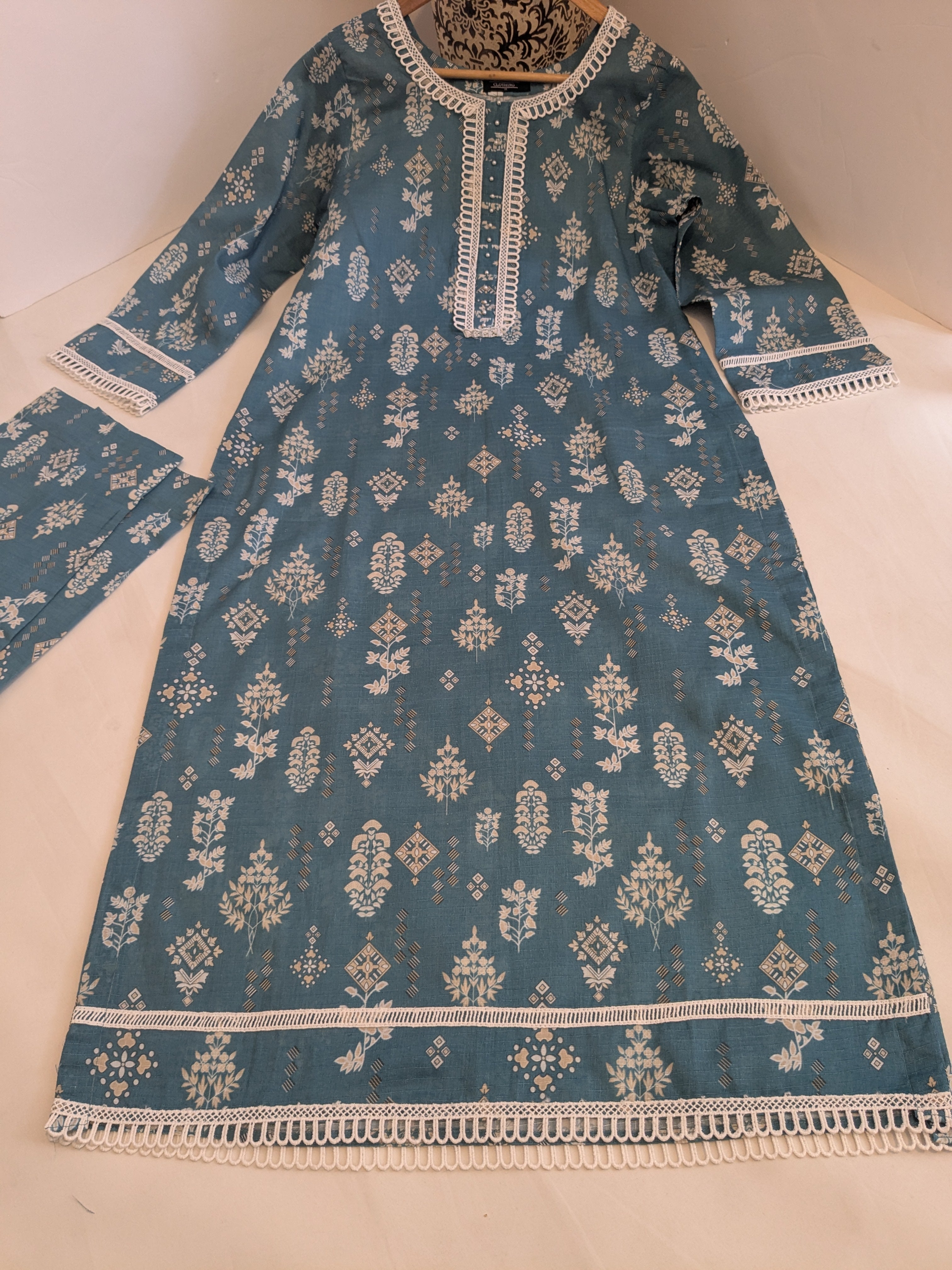 Khaadi Teal Blue 2 Piece Lawn Outfit