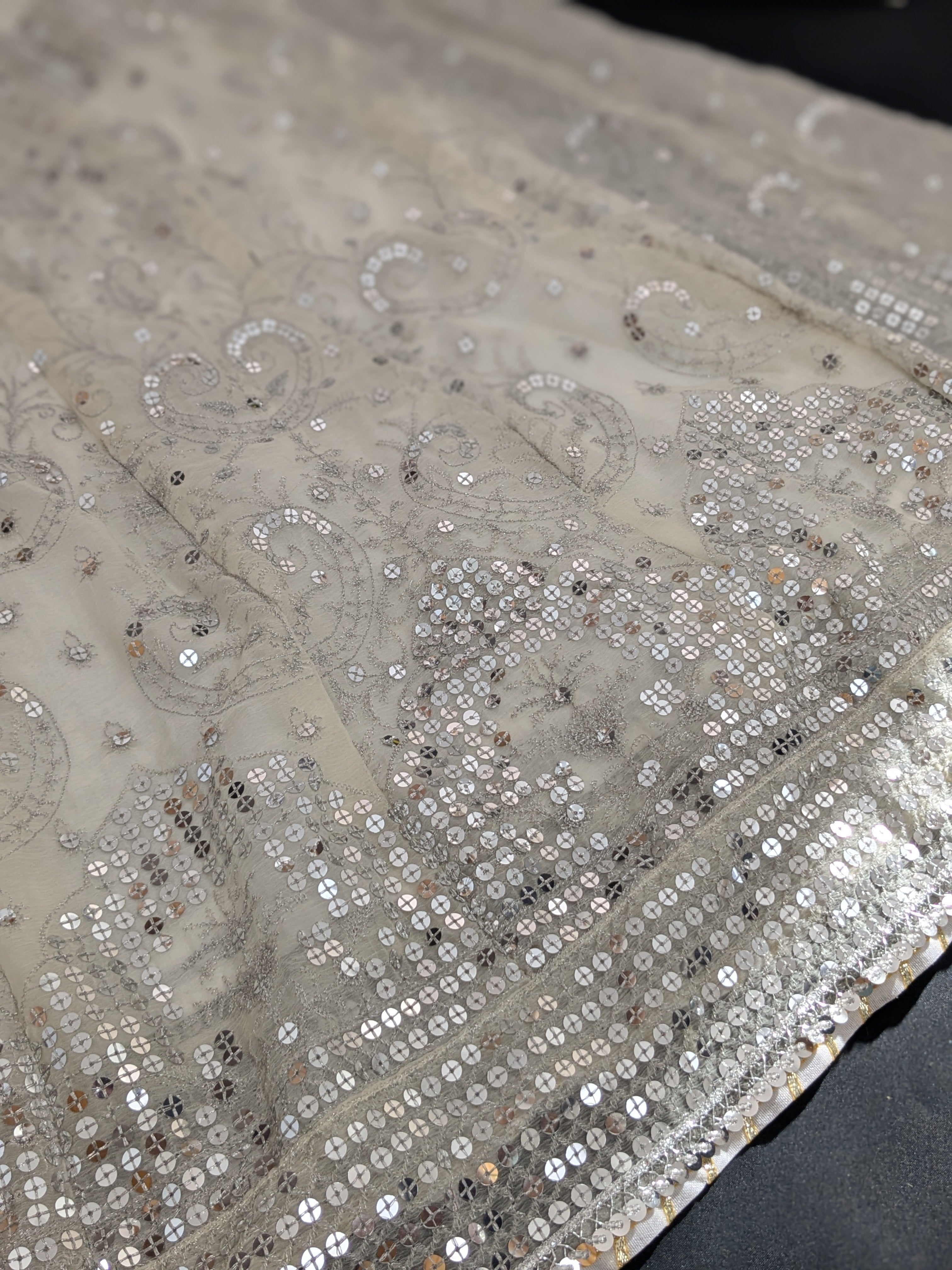 Asim Jofa White 3 Piece Chiffon Anarkali Outfit