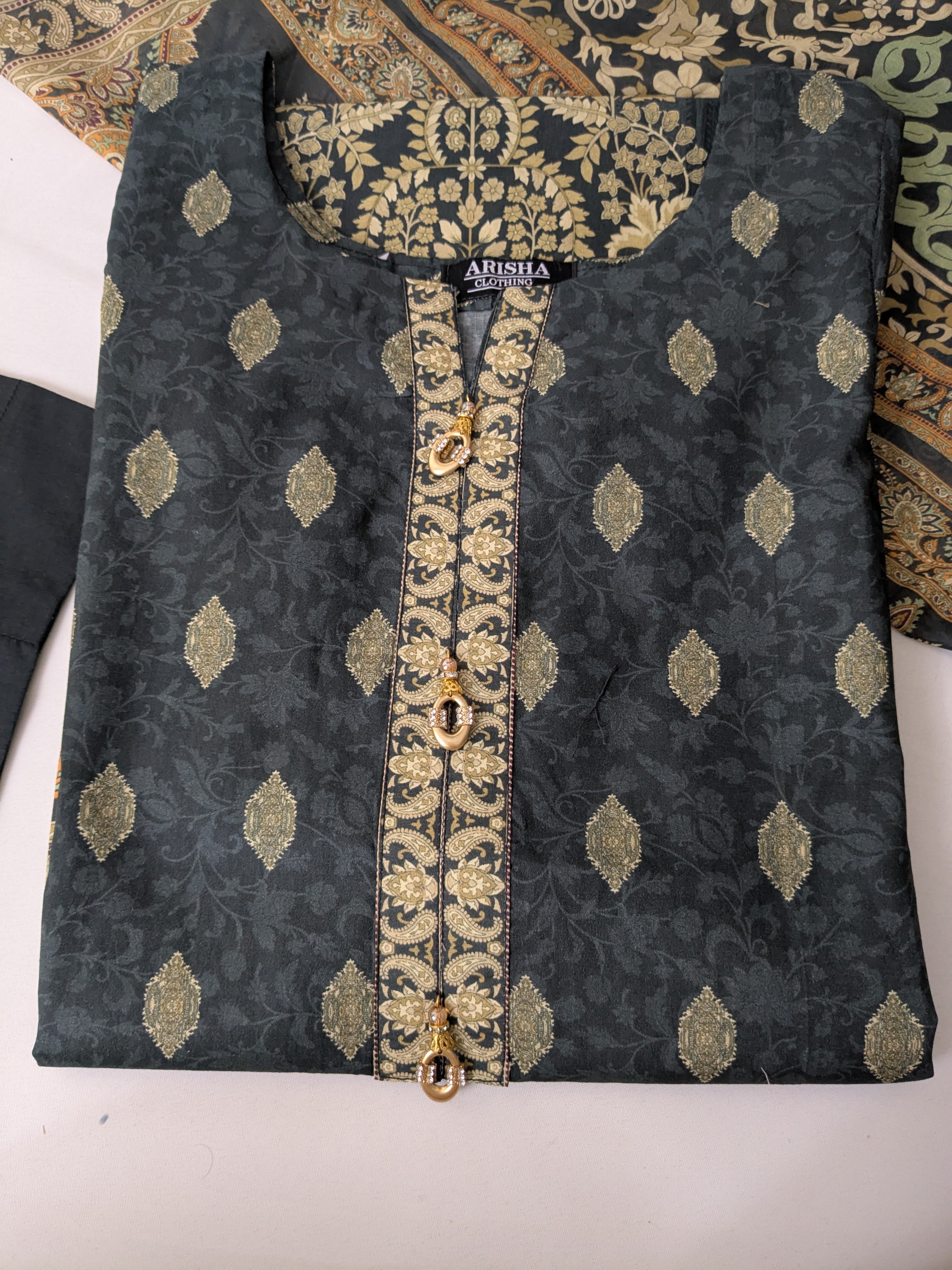 Khaadi Stone Grey 3 Piece Lawn Outfit