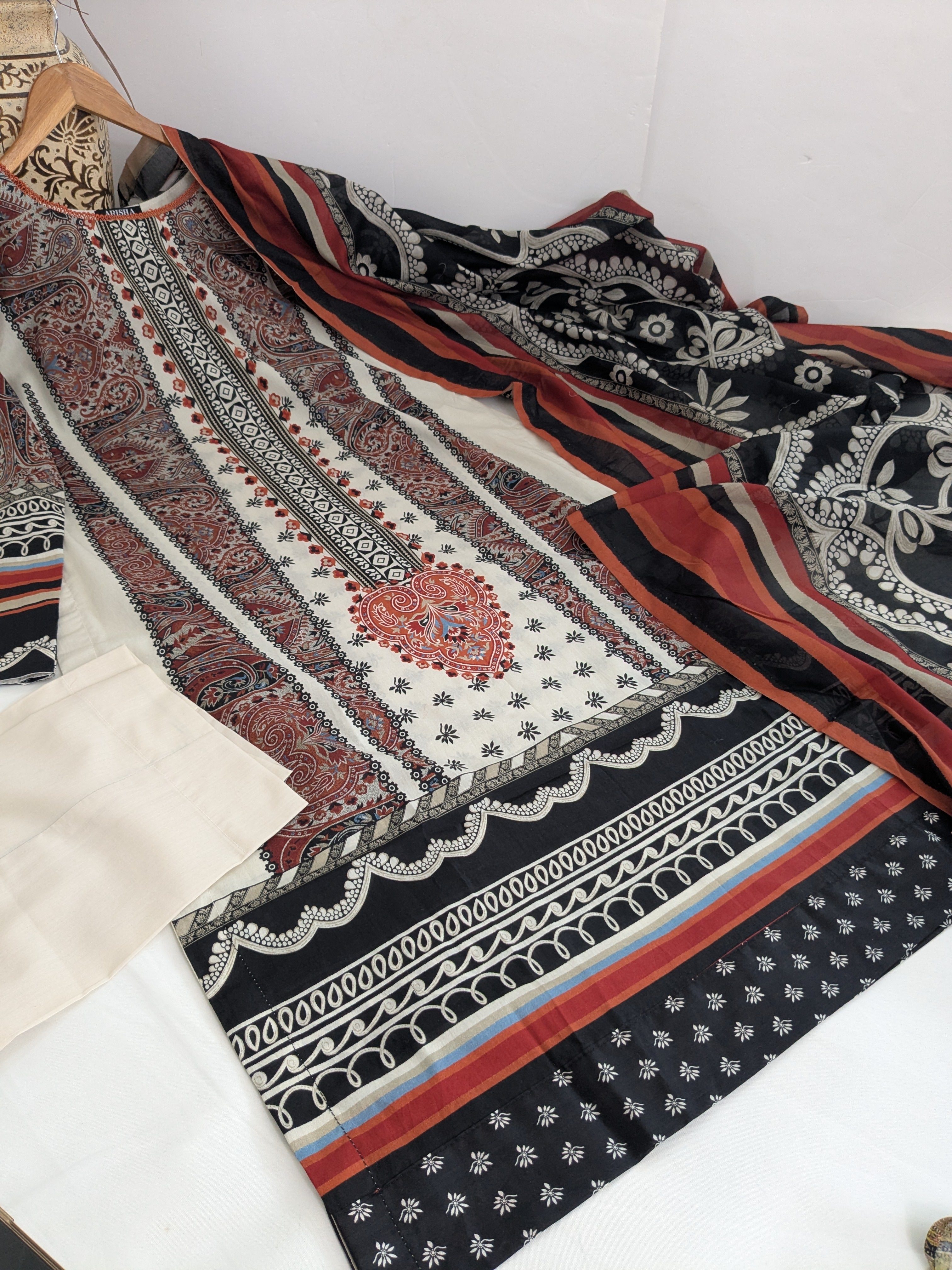 Khaadi Beige and Burnt Orange 3 Piece Cambric Outfit