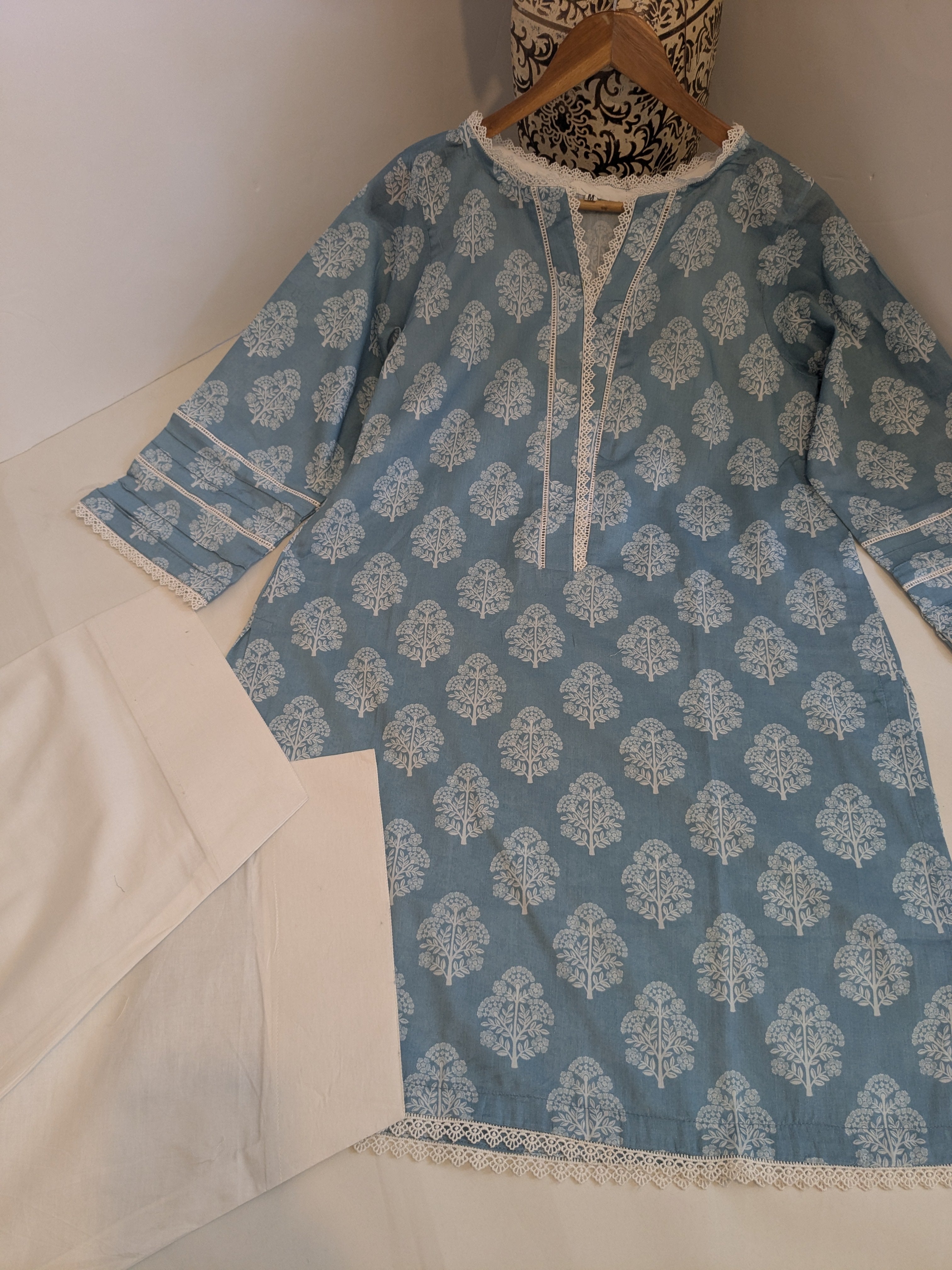 Farshi Blue 2 Piece Premium Lawn Outfit