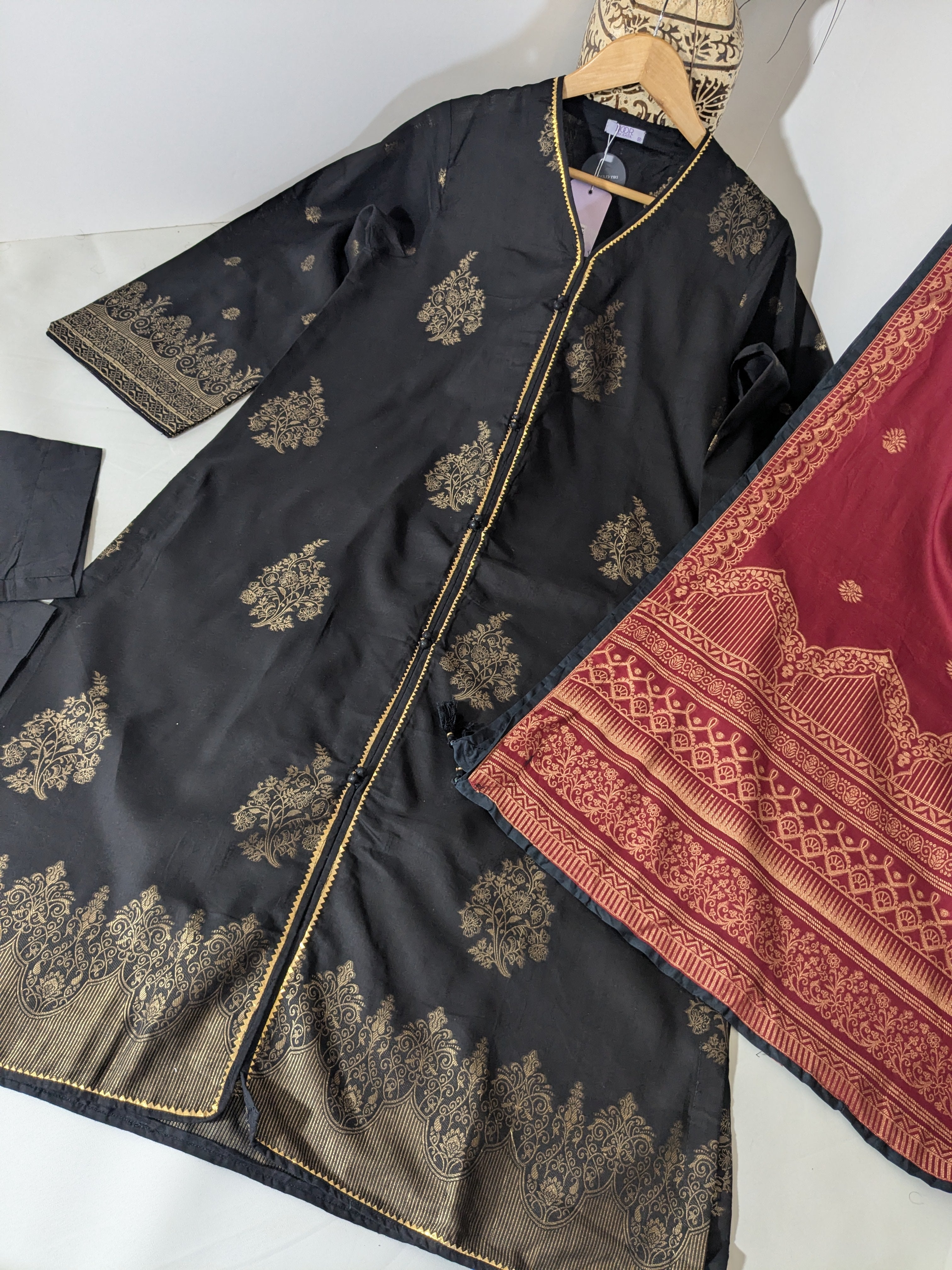 Noor by Saya - Black and Red 3 Piece Lawn Outfit