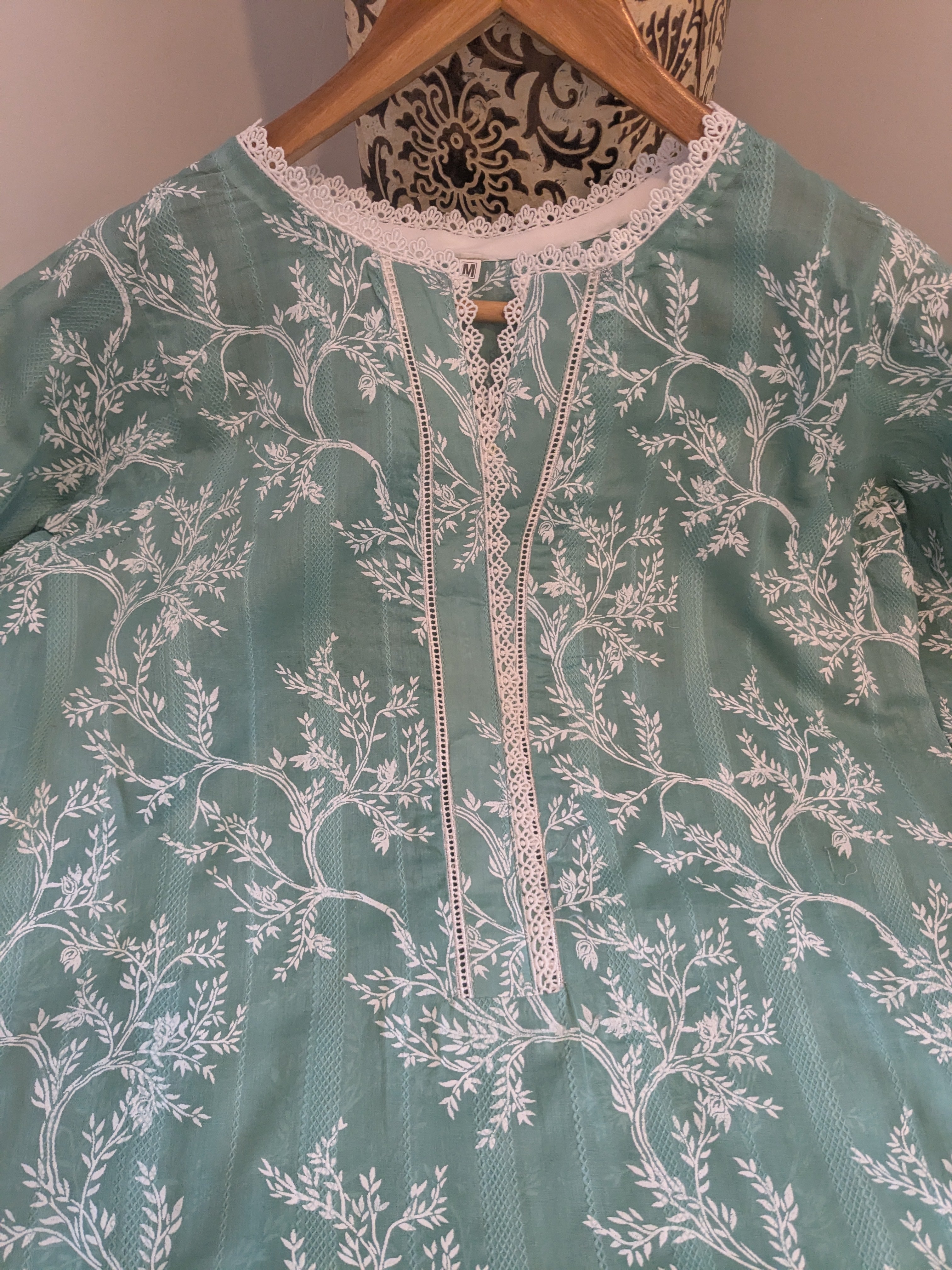 Embossed Green 2 Piece Premium Lawn Outfit