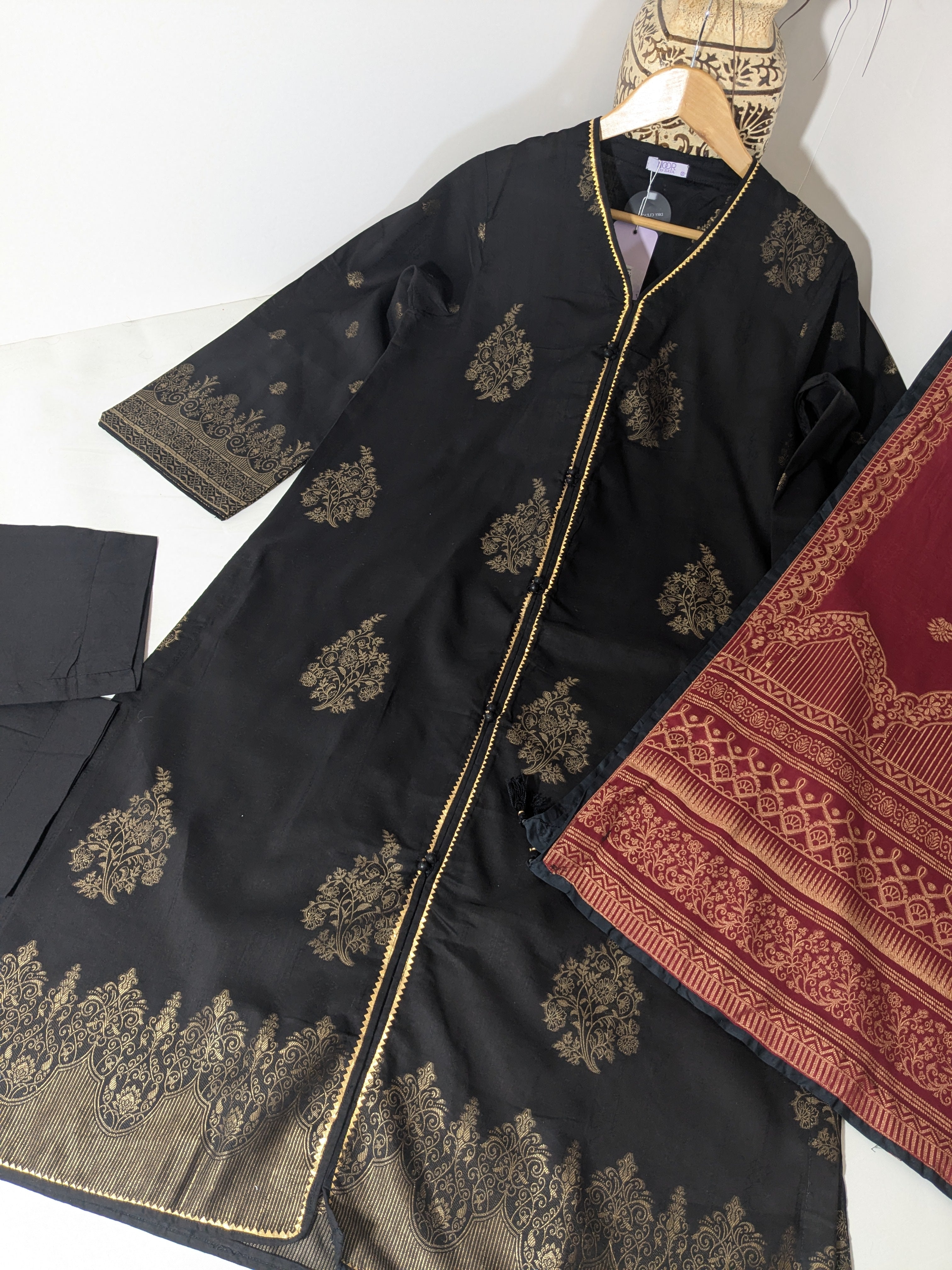 Noor by Saya - Black and Red 3 Piece Lawn Outfit