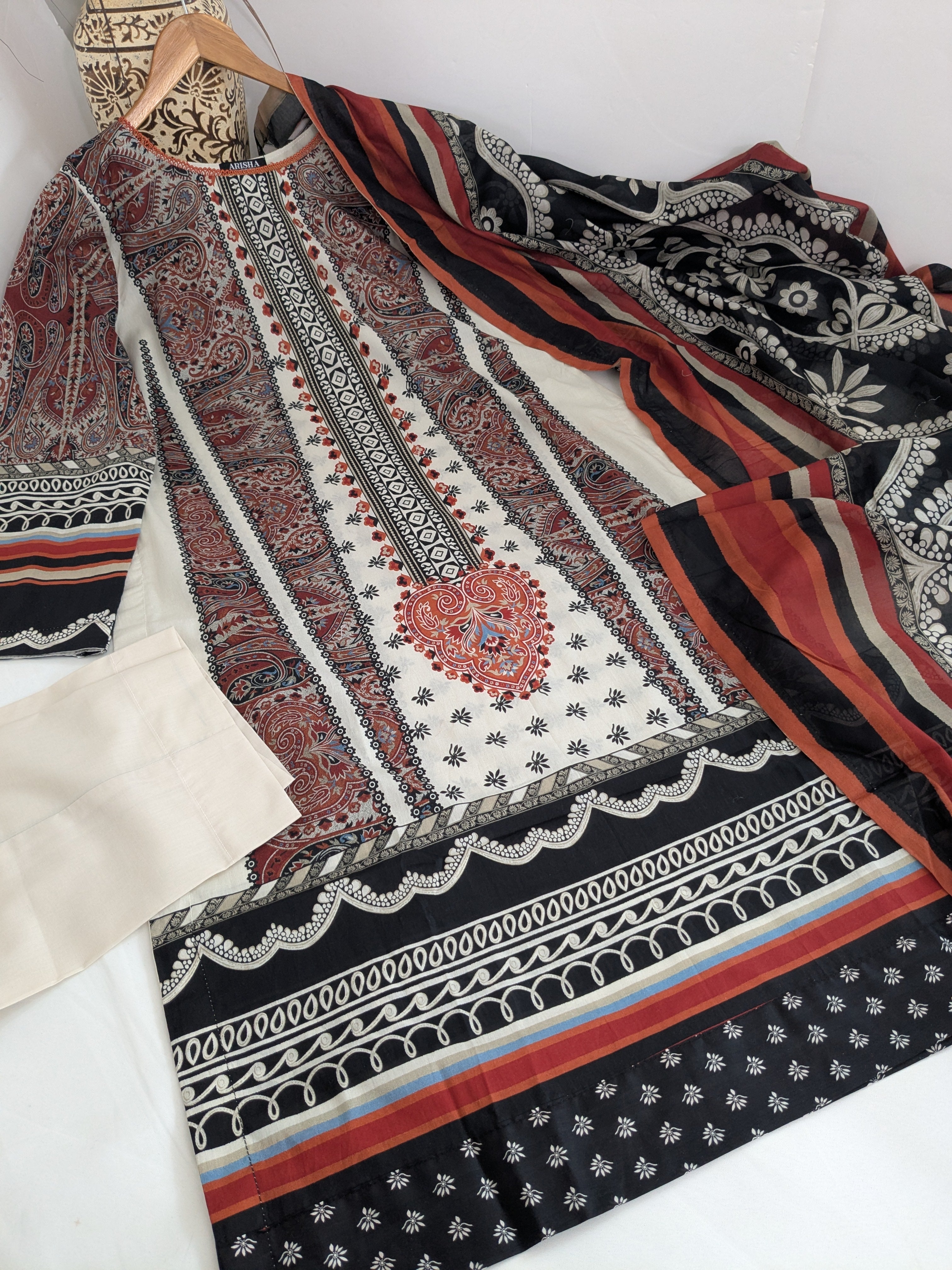 Khaadi Beige and Burnt Orange 3 Piece Cambric Outfit