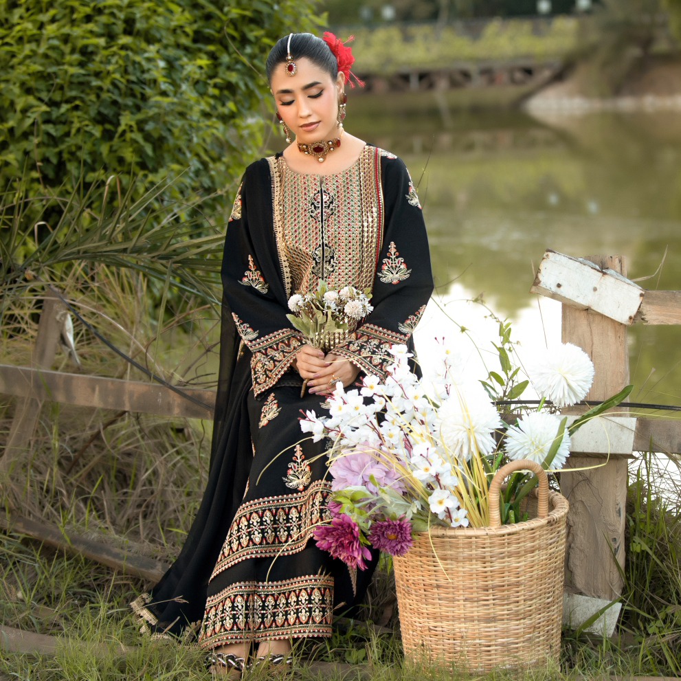 Black and Gold 3 Piece Designer Lawn Outfit