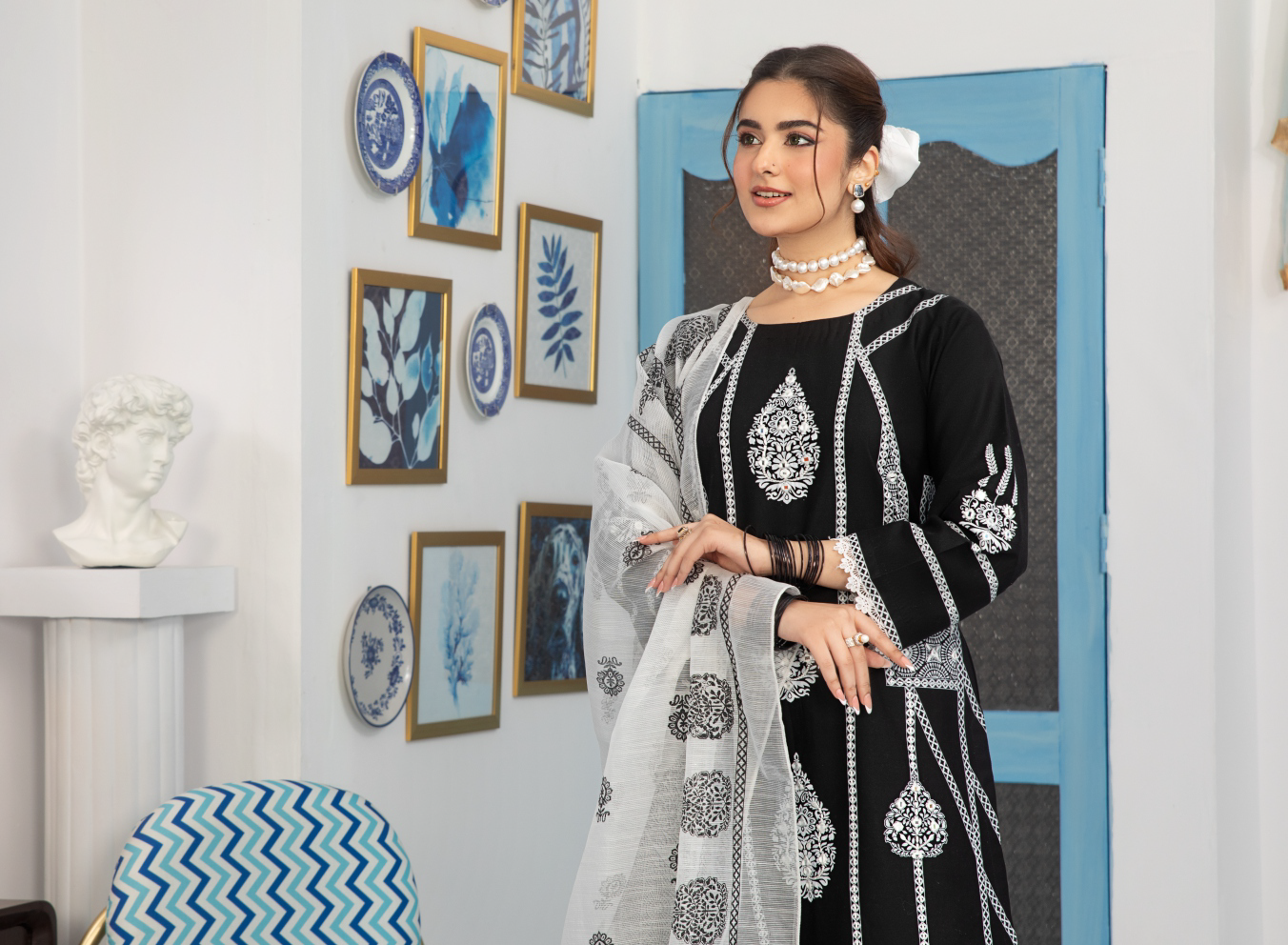 Black and White 3 Piece Designer Lawn Outfit