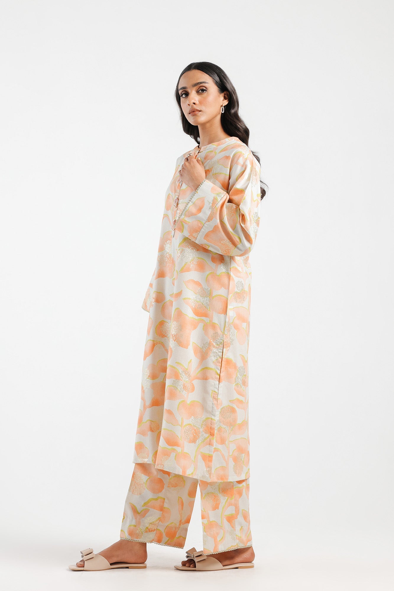 Ethnic Coral 2 Piece Jacquard Outfit