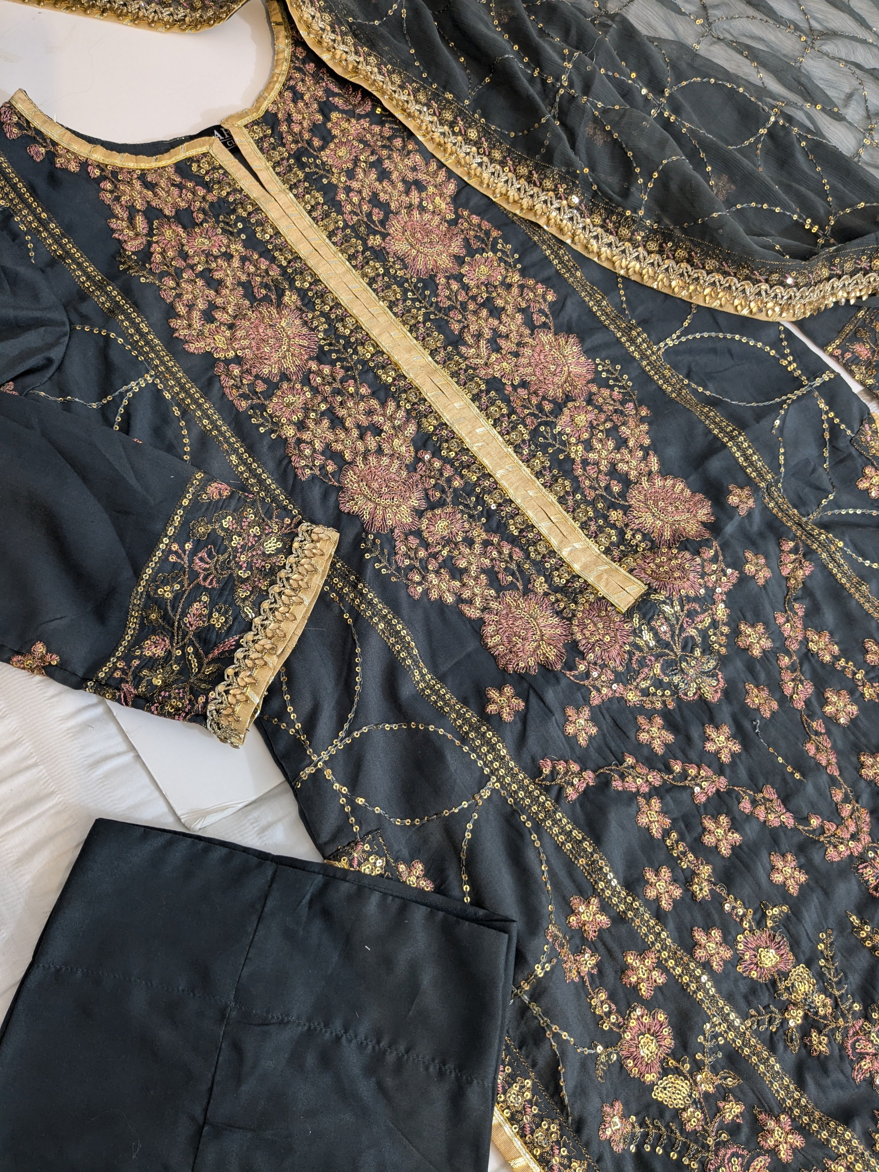 Asim Jofa Green 3 Piece Silk Outfit