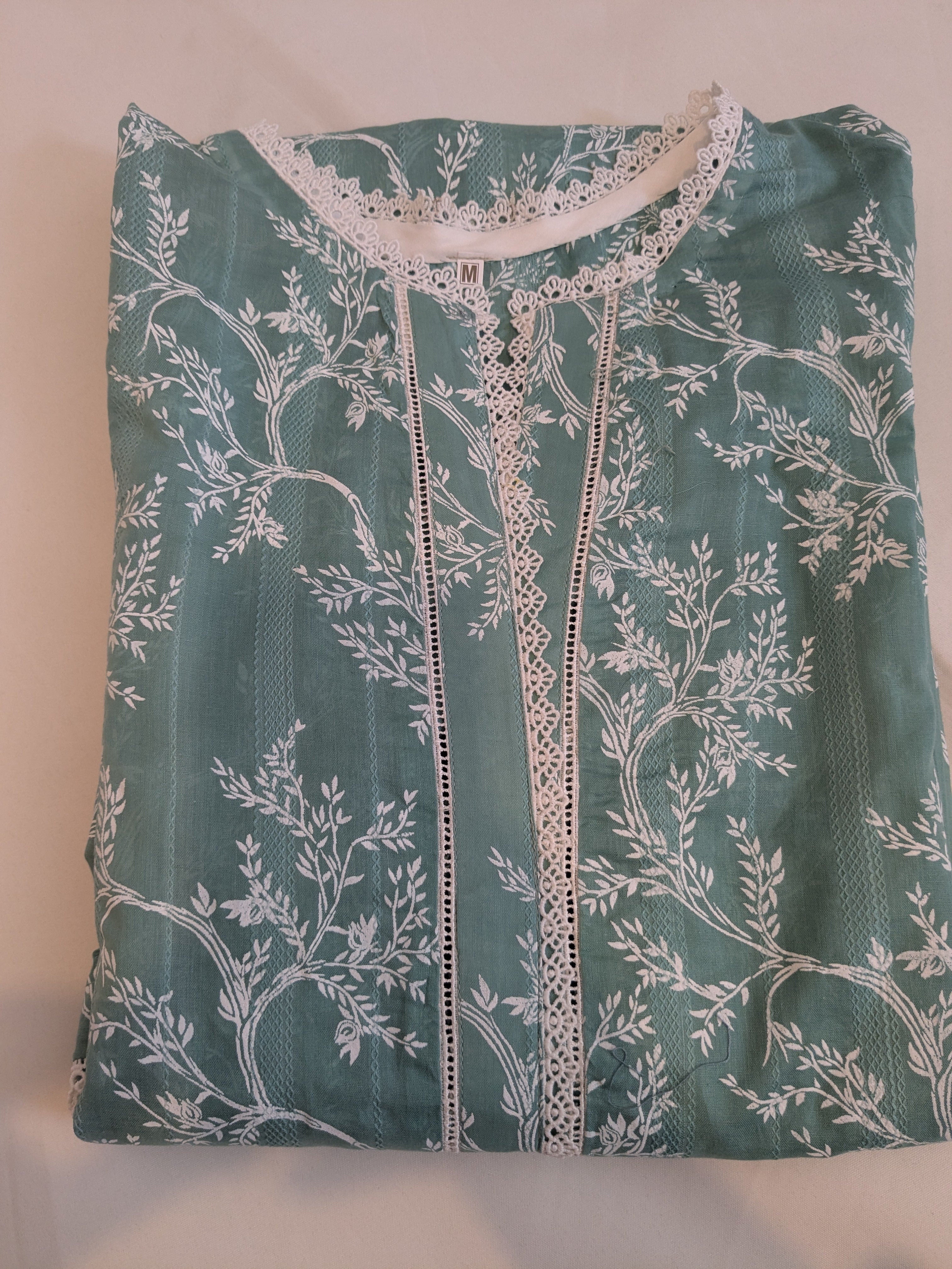 Embossed Green 2 Piece Premium Lawn Outfit