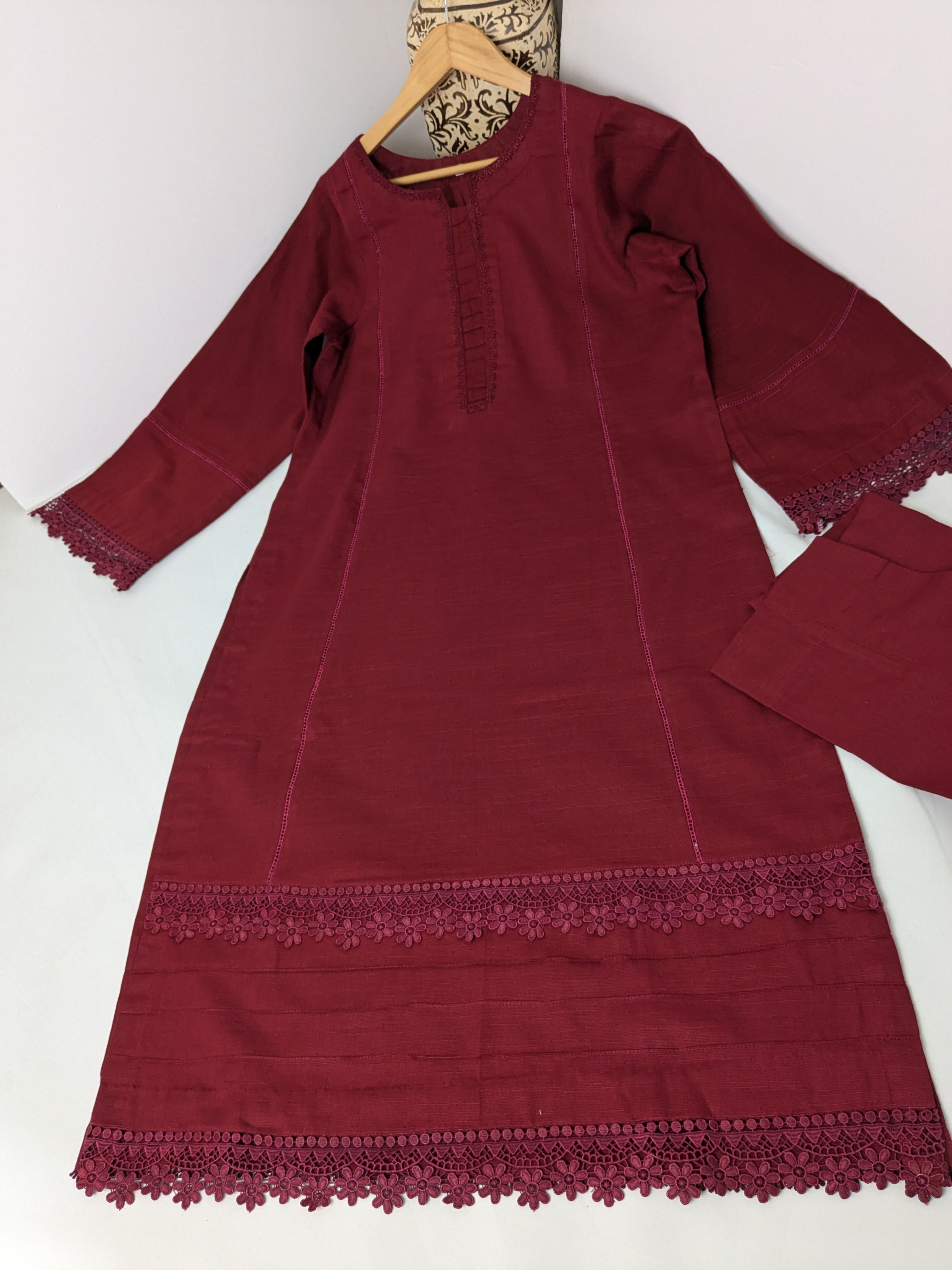 Maroon 3 Piece Khaddar Outfit (long kameez)