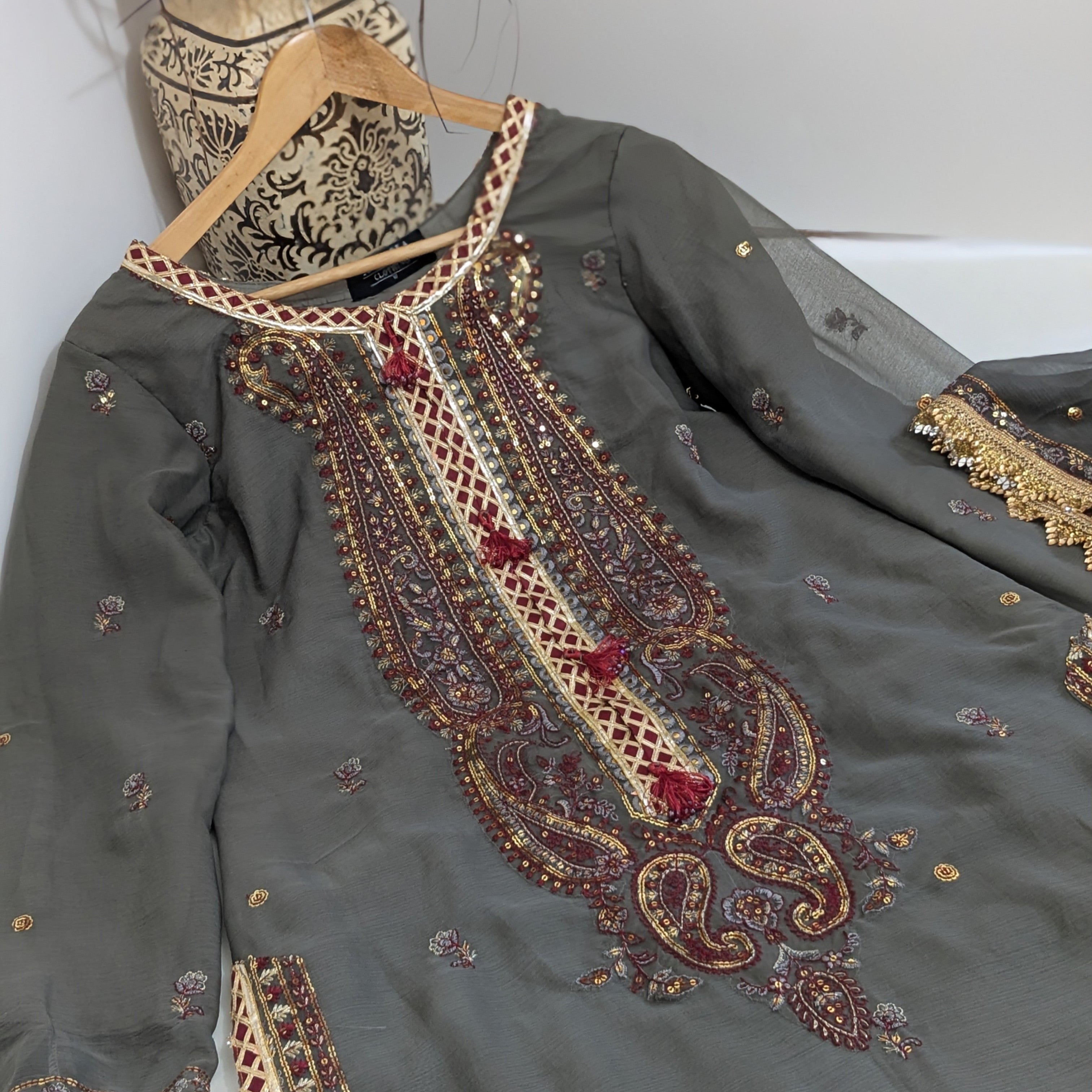 Asim Jofa Dark Grey and Maroon 3 Piece Chiffon Outfit