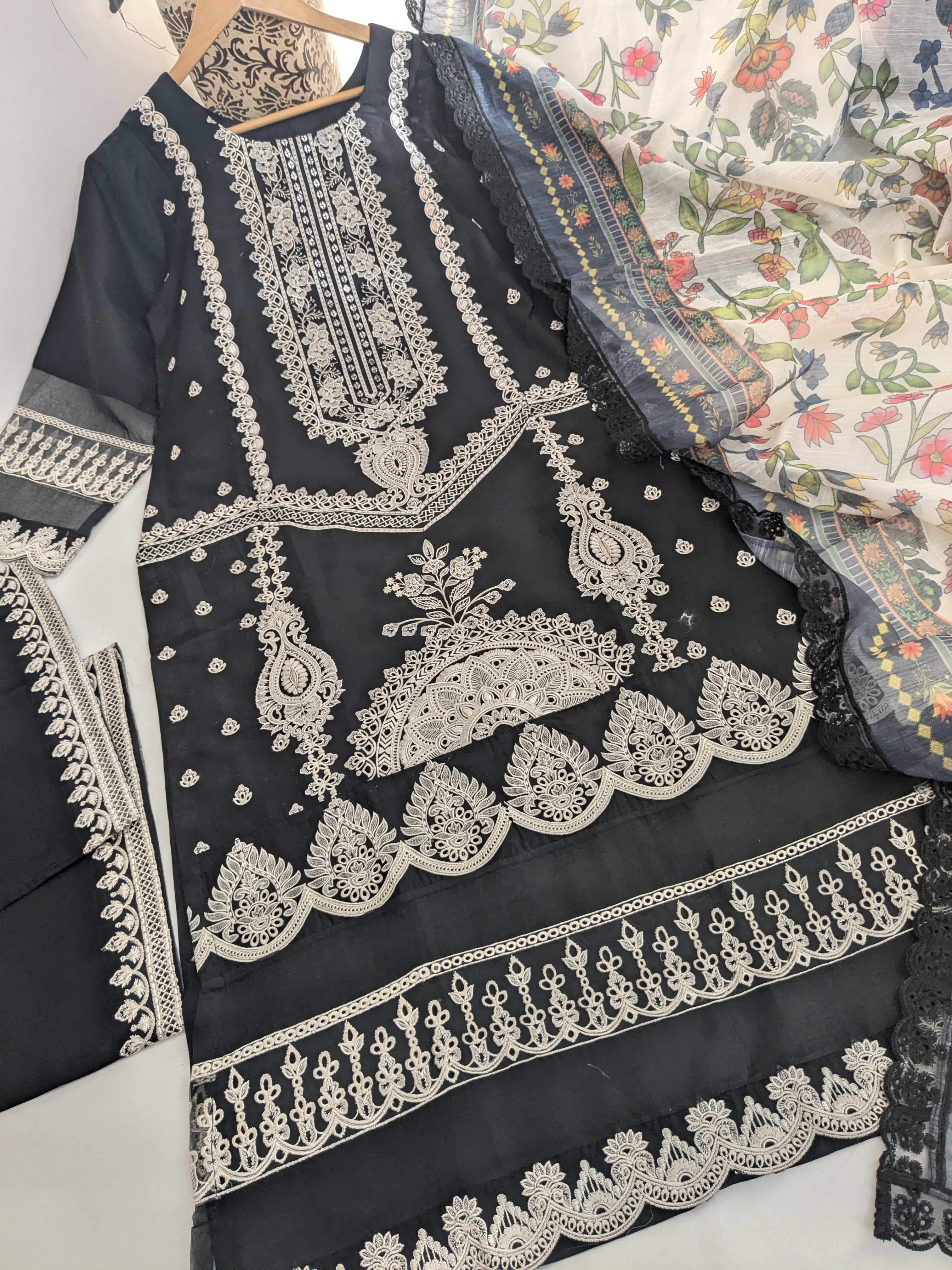 Karma Obsidian Black 3 Piece Lawn Outfit