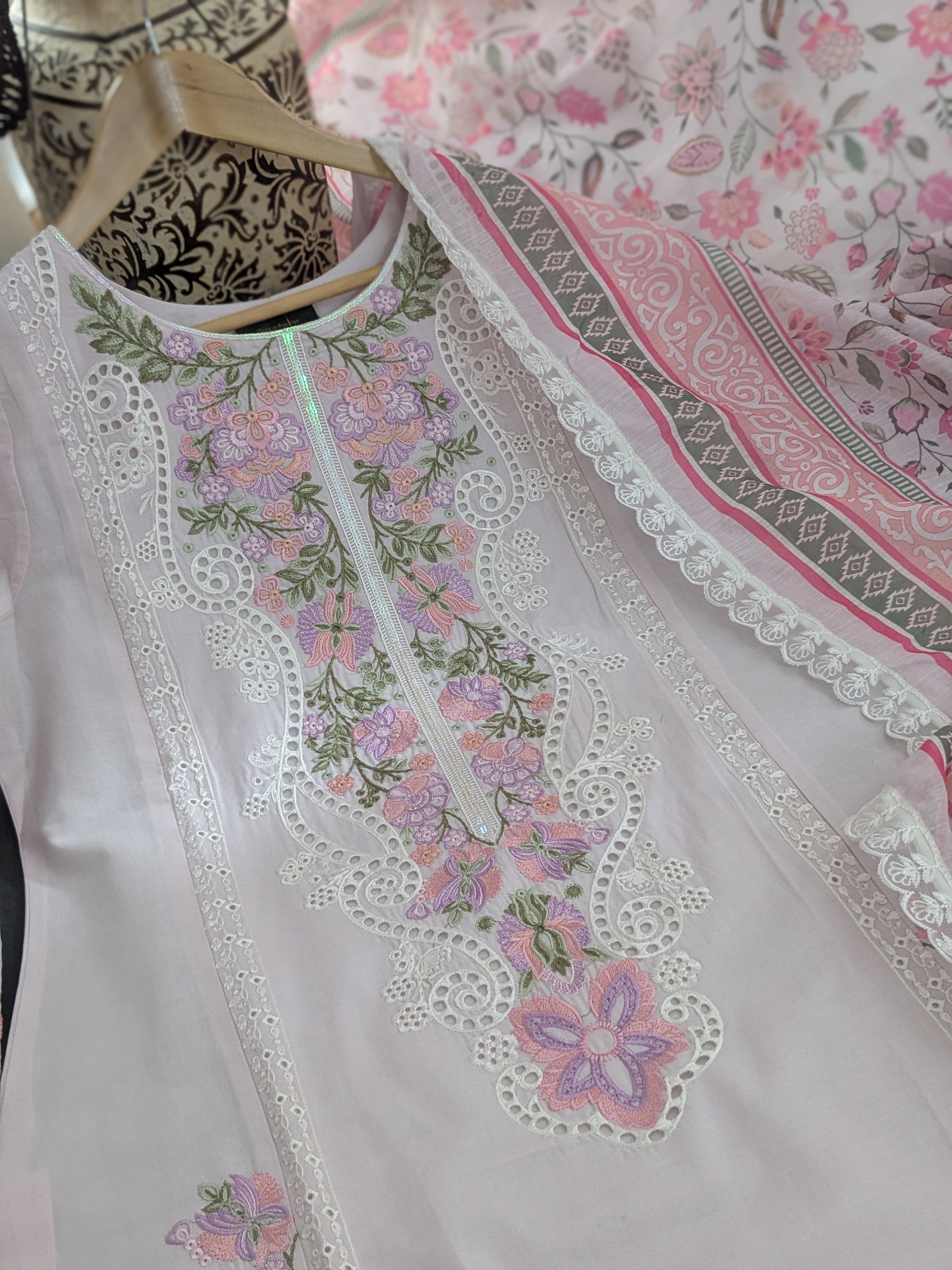 Karma Paled Baby Pink 3 Piece Lawn Outfit