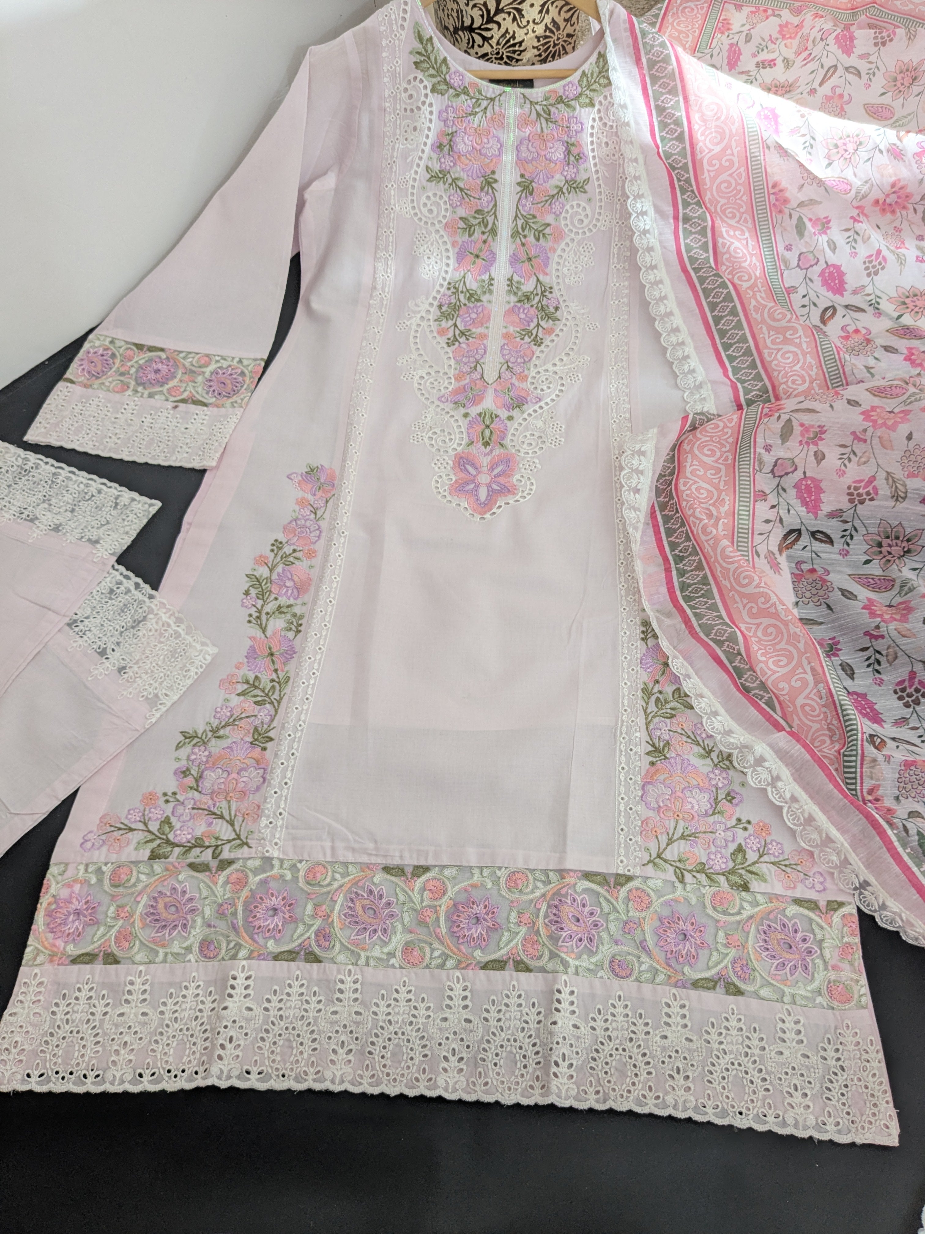 Karma Paled Baby Pink 3 Piece Lawn Outfit