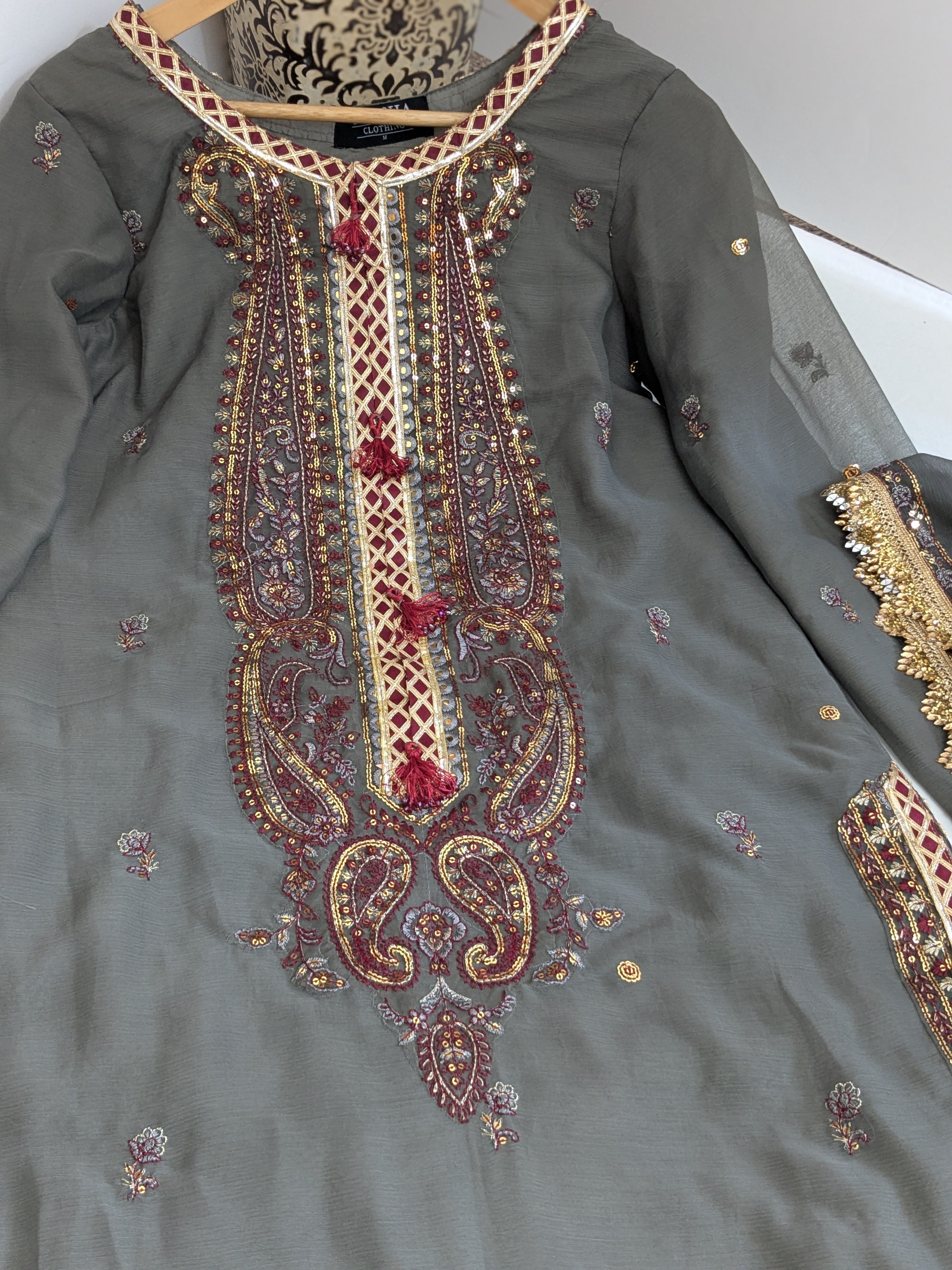 Asim Jofa Dark Grey and Maroon 3 Piece Chiffon Outfit